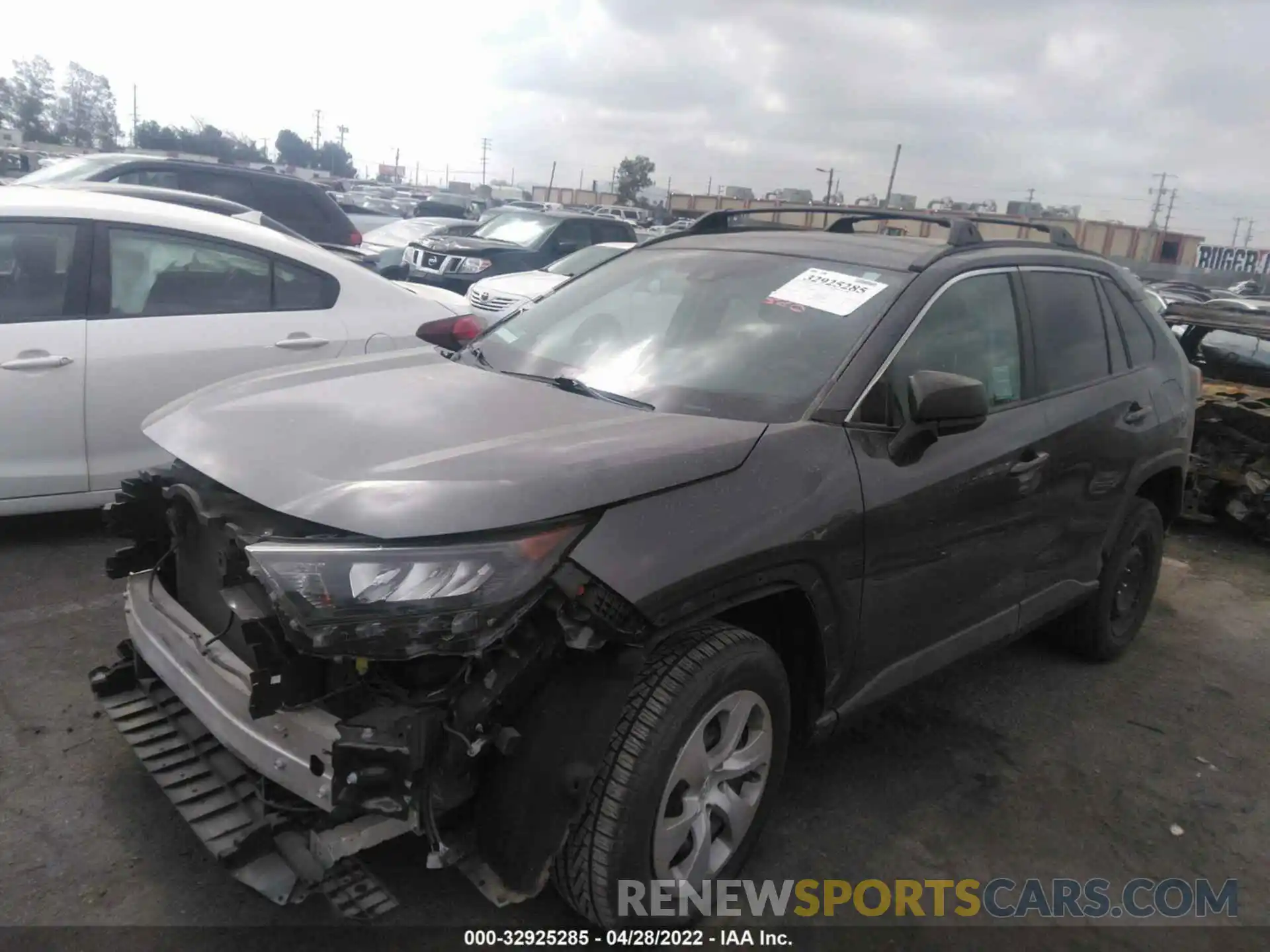 2 Photograph of a damaged car 2T3H1RFV0KC015167 TOYOTA RAV4 2019