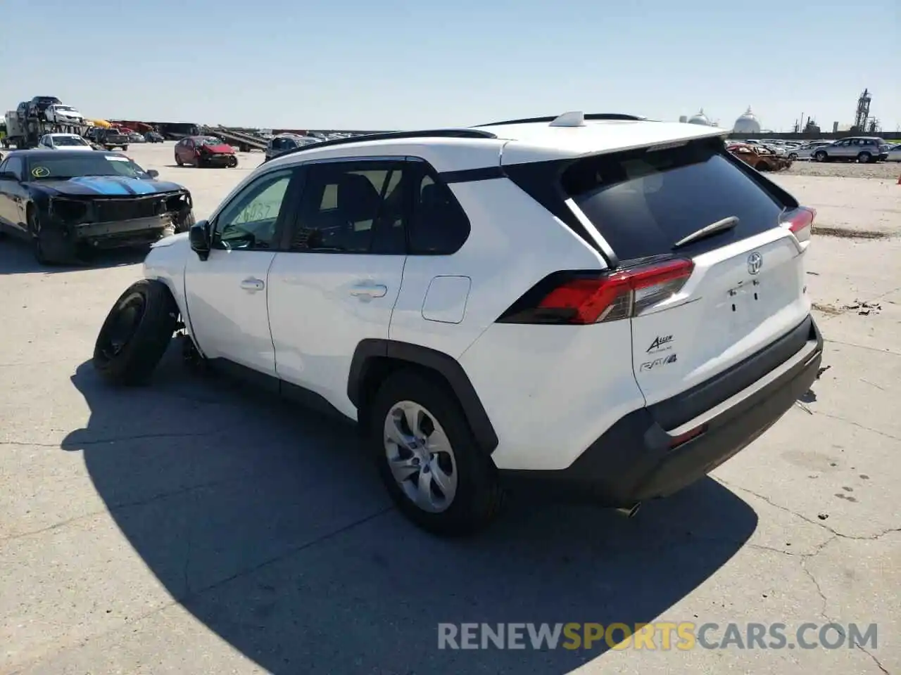 3 Photograph of a damaged car 2T3H1RFV0KC020305 TOYOTA RAV4 2019