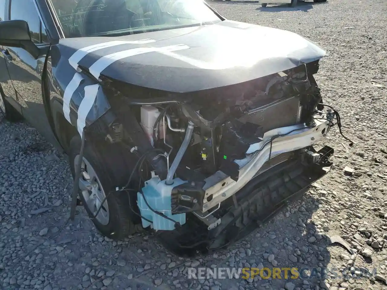 9 Photograph of a damaged car 2T3H1RFV0KC027626 TOYOTA RAV4 2019