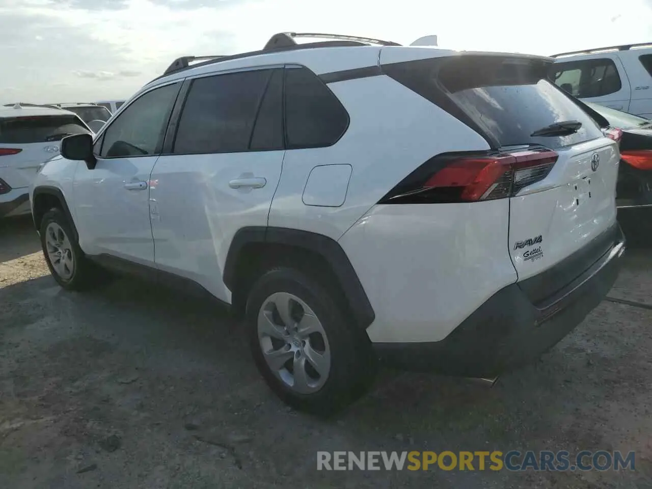 2 Photograph of a damaged car 2T3H1RFV0KW020089 TOYOTA RAV4 2019