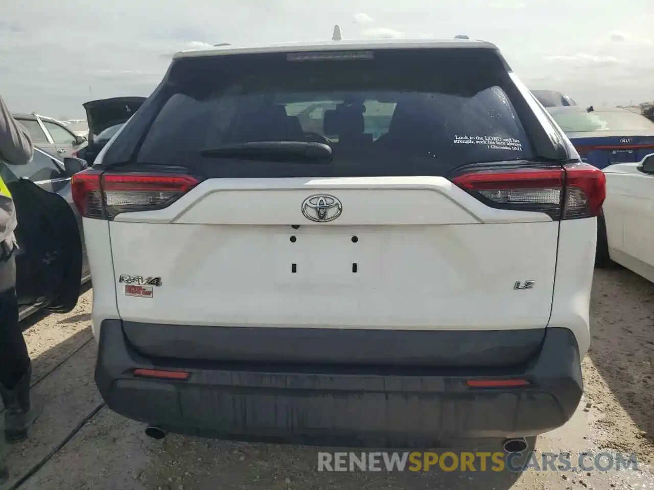 6 Photograph of a damaged car 2T3H1RFV0KW035577 TOYOTA RAV4 2019