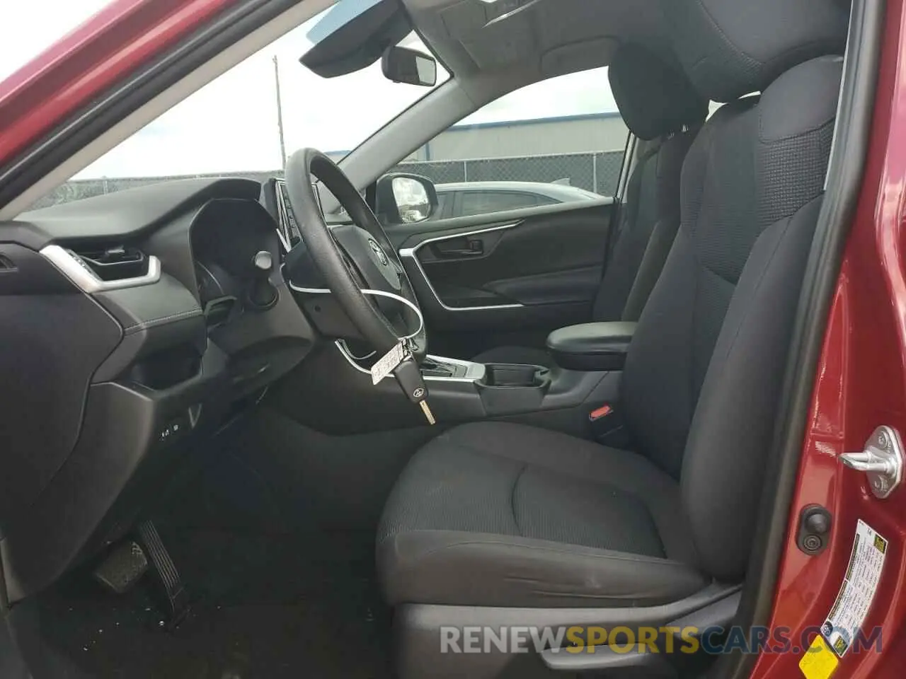 7 Photograph of a damaged car 2T3H1RFV0KW040990 TOYOTA RAV4 2019