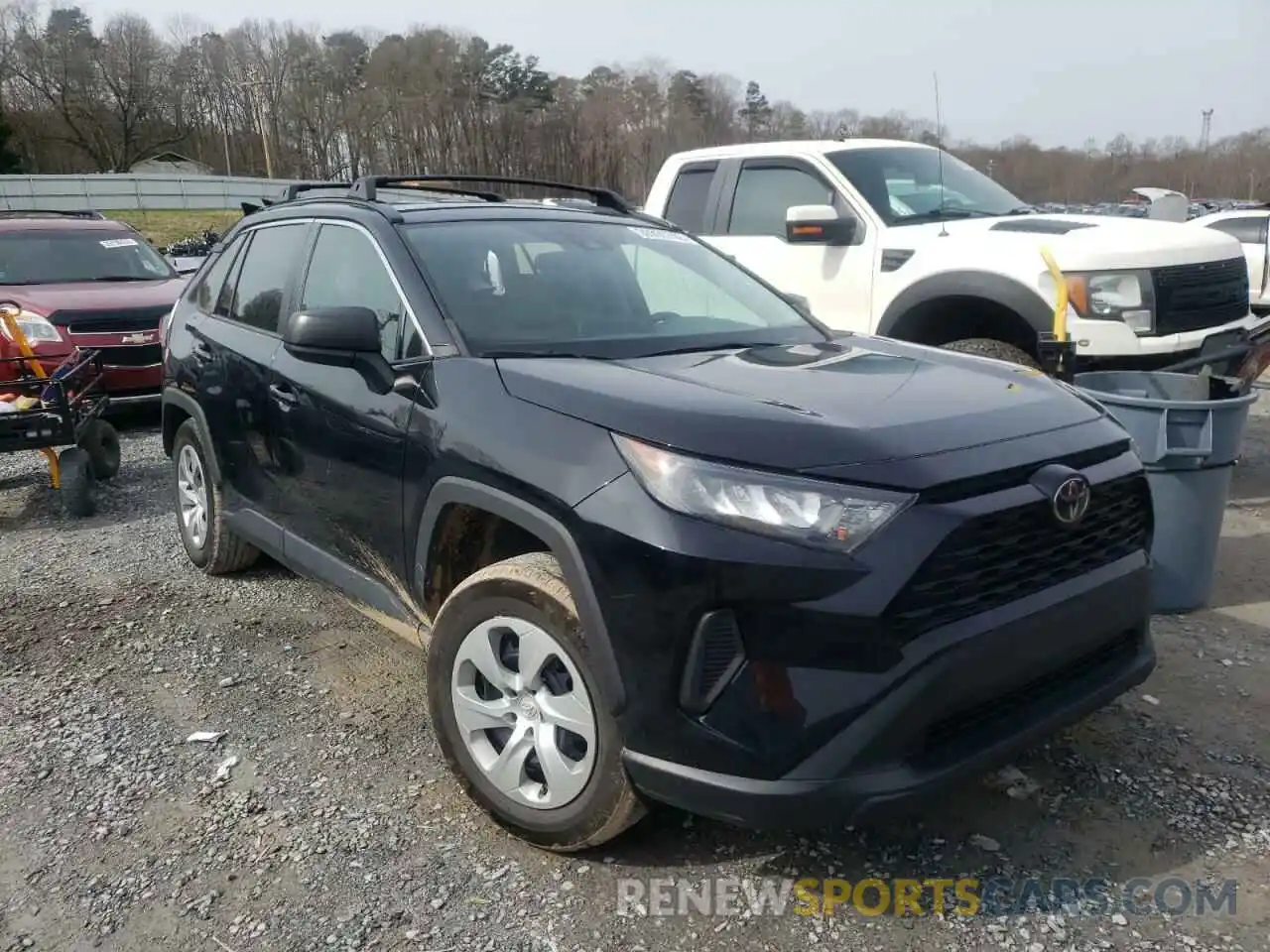 1 Photograph of a damaged car 2T3H1RFV0KW054887 TOYOTA RAV4 2019