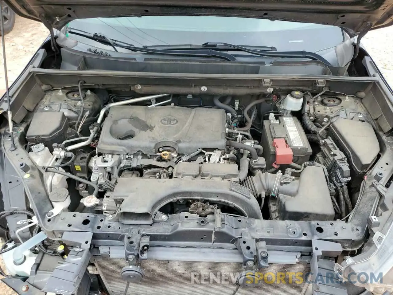 12 Photograph of a damaged car 2T3H1RFV1KC013699 TOYOTA RAV4 2019