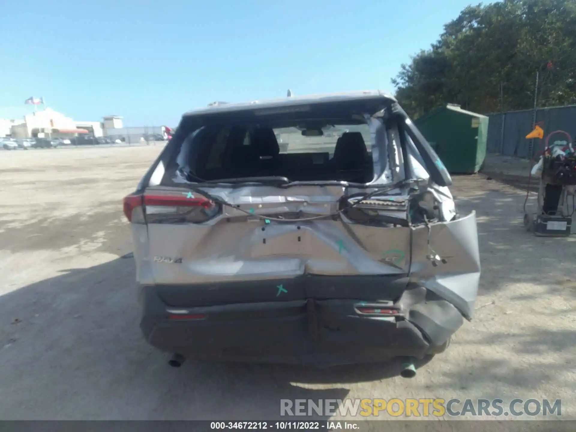 6 Photograph of a damaged car 2T3H1RFV1KC018613 TOYOTA RAV4 2019