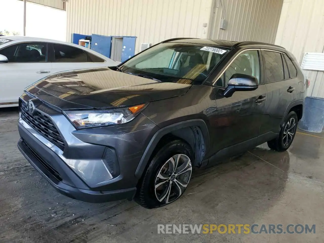 1 Photograph of a damaged car 2T3H1RFV1KC028901 TOYOTA RAV4 2019