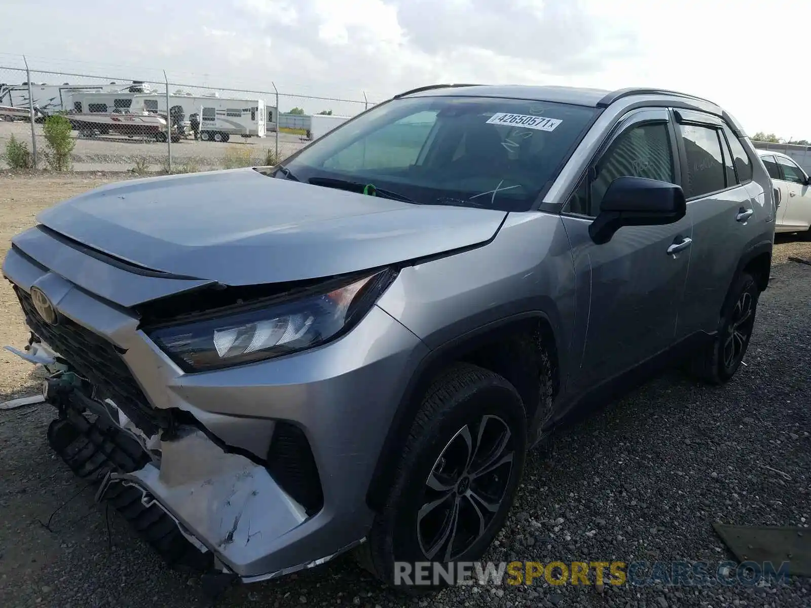 2 Photograph of a damaged car 2T3H1RFV1KC030454 TOYOTA RAV4 2019