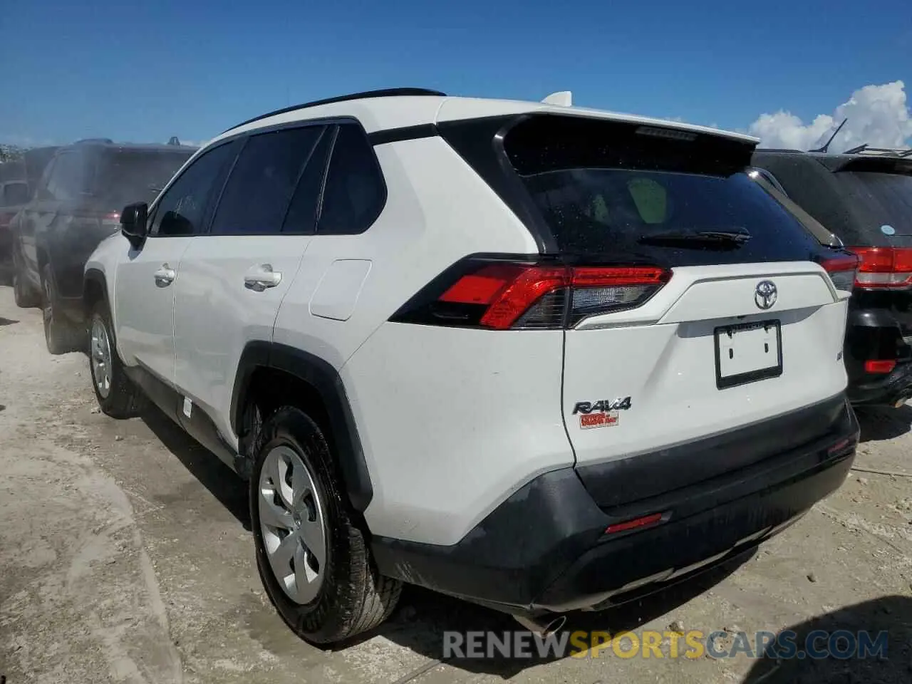 2 Photograph of a damaged car 2T3H1RFV1KC031300 TOYOTA RAV4 2019