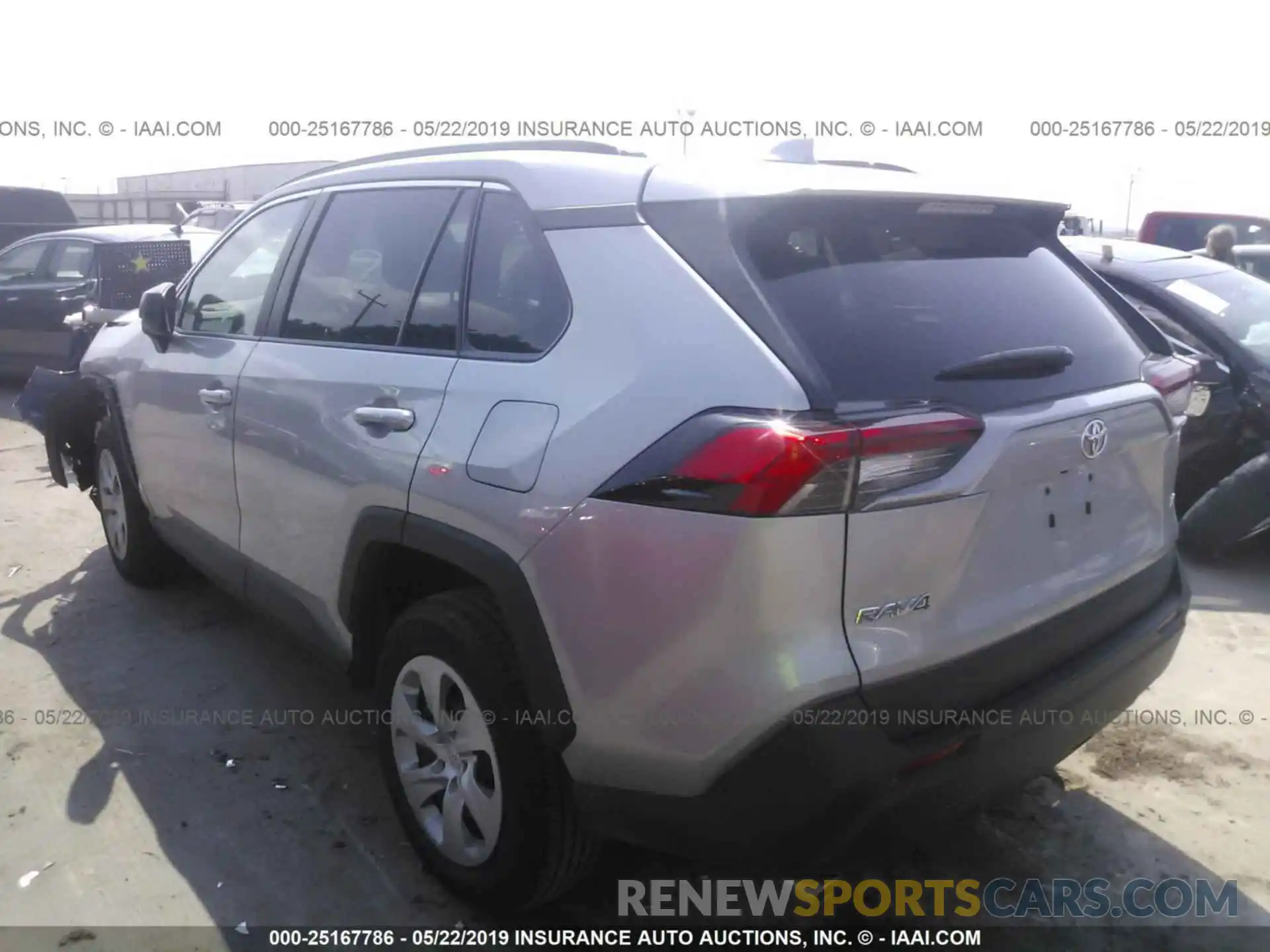 3 Photograph of a damaged car 2T3H1RFV1KW002409 TOYOTA RAV4 2019