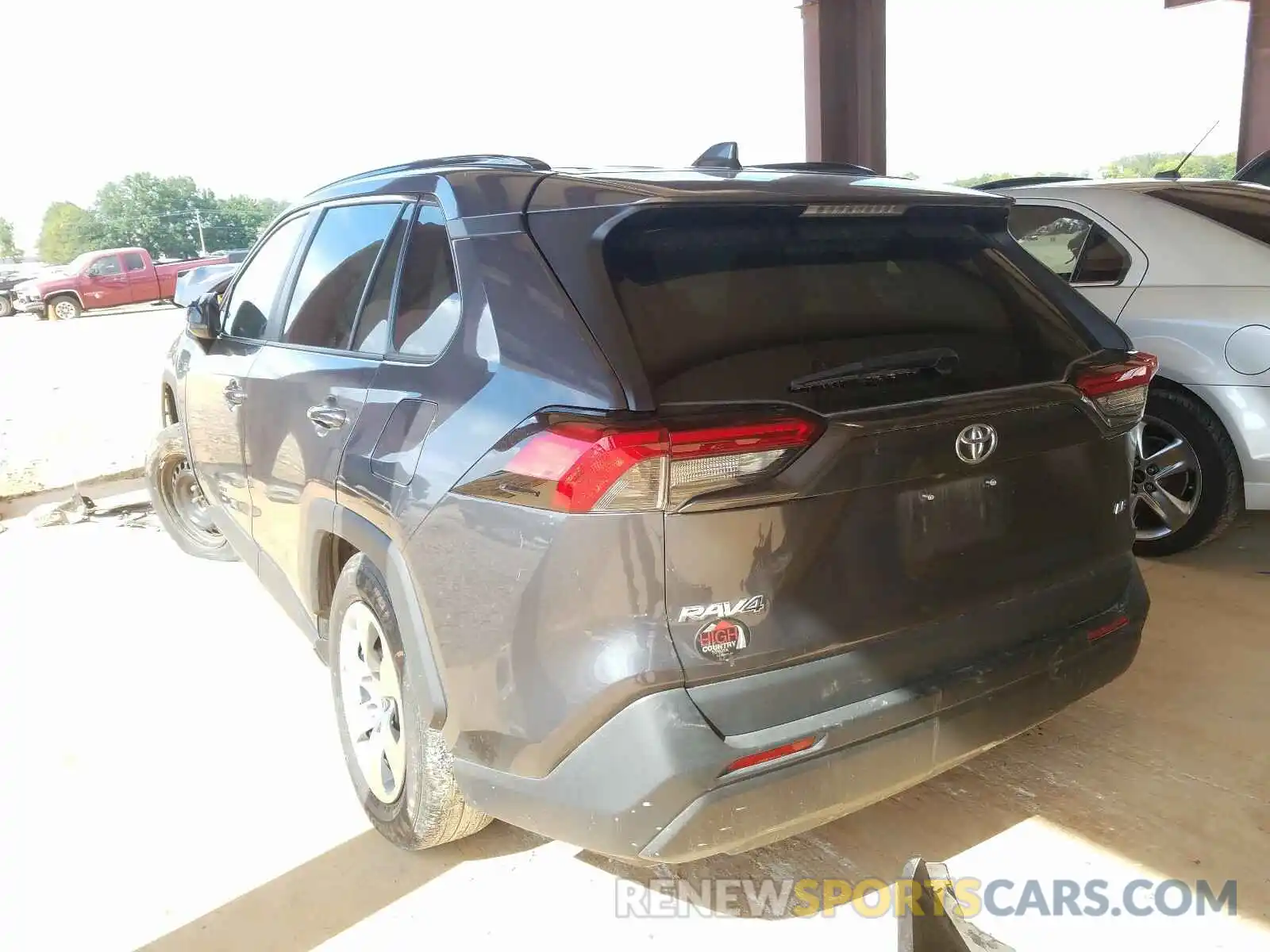 3 Photograph of a damaged car 2T3H1RFV1KW008842 TOYOTA RAV4 2019