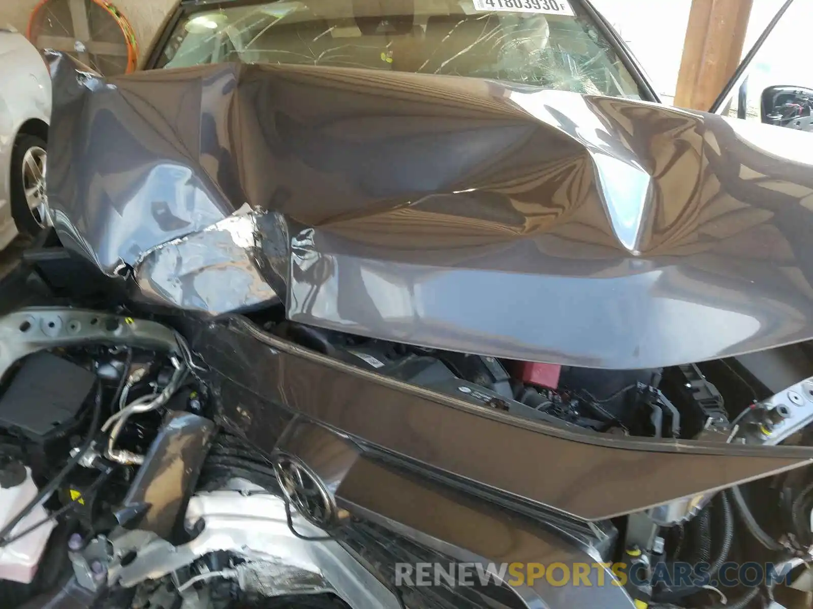 7 Photograph of a damaged car 2T3H1RFV1KW008842 TOYOTA RAV4 2019