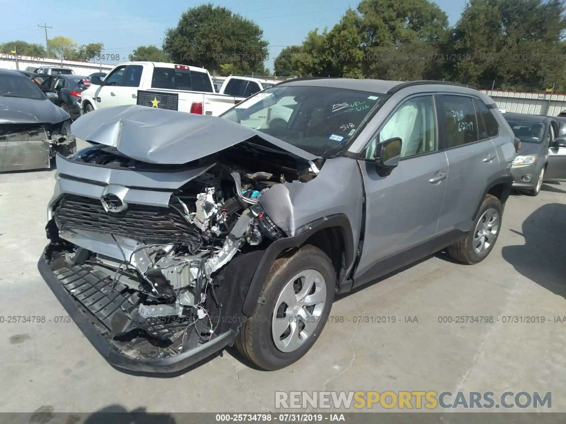 2 Photograph of a damaged car 2T3H1RFV1KW013295 TOYOTA RAV4 2019