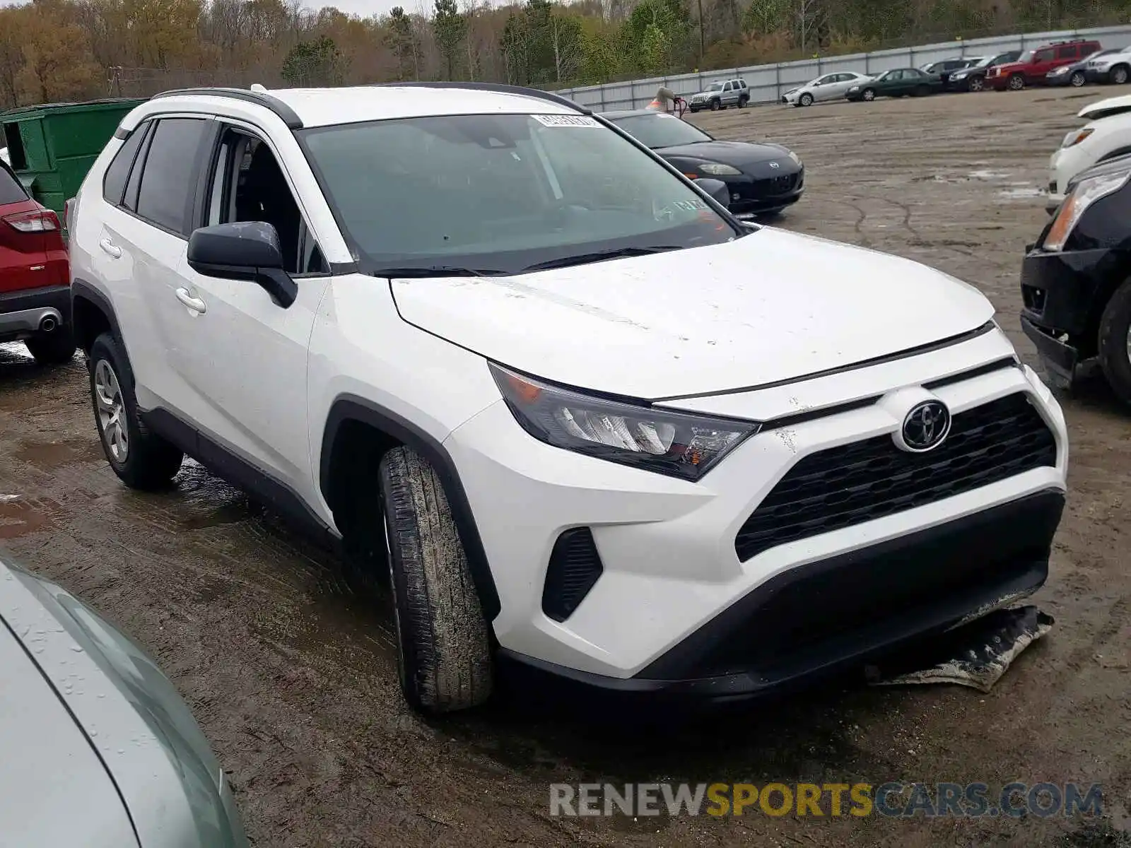 1 Photograph of a damaged car 2T3H1RFV1KW015256 TOYOTA RAV4 2019