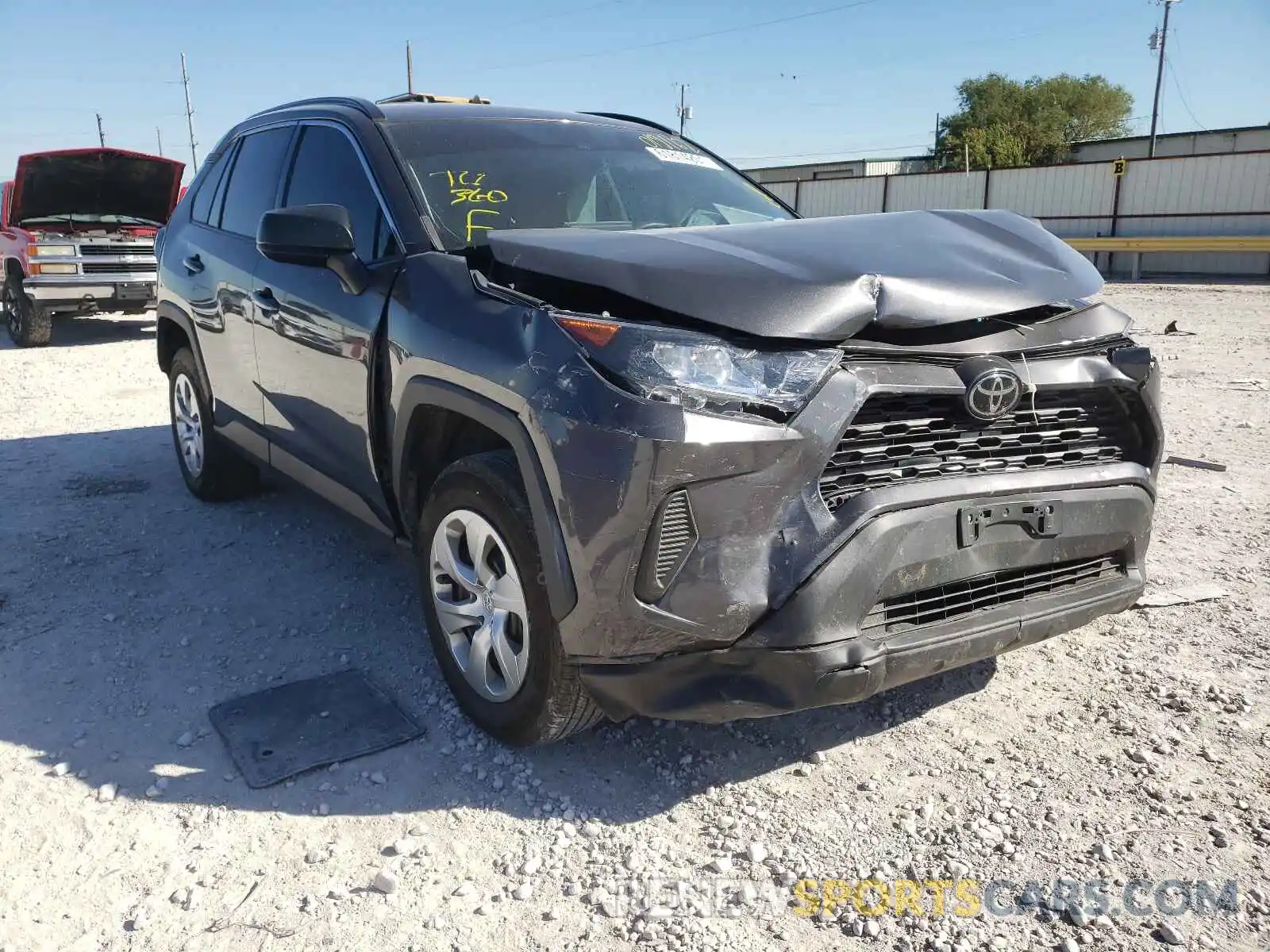 1 Photograph of a damaged car 2T3H1RFV1KW019162 TOYOTA RAV4 2019