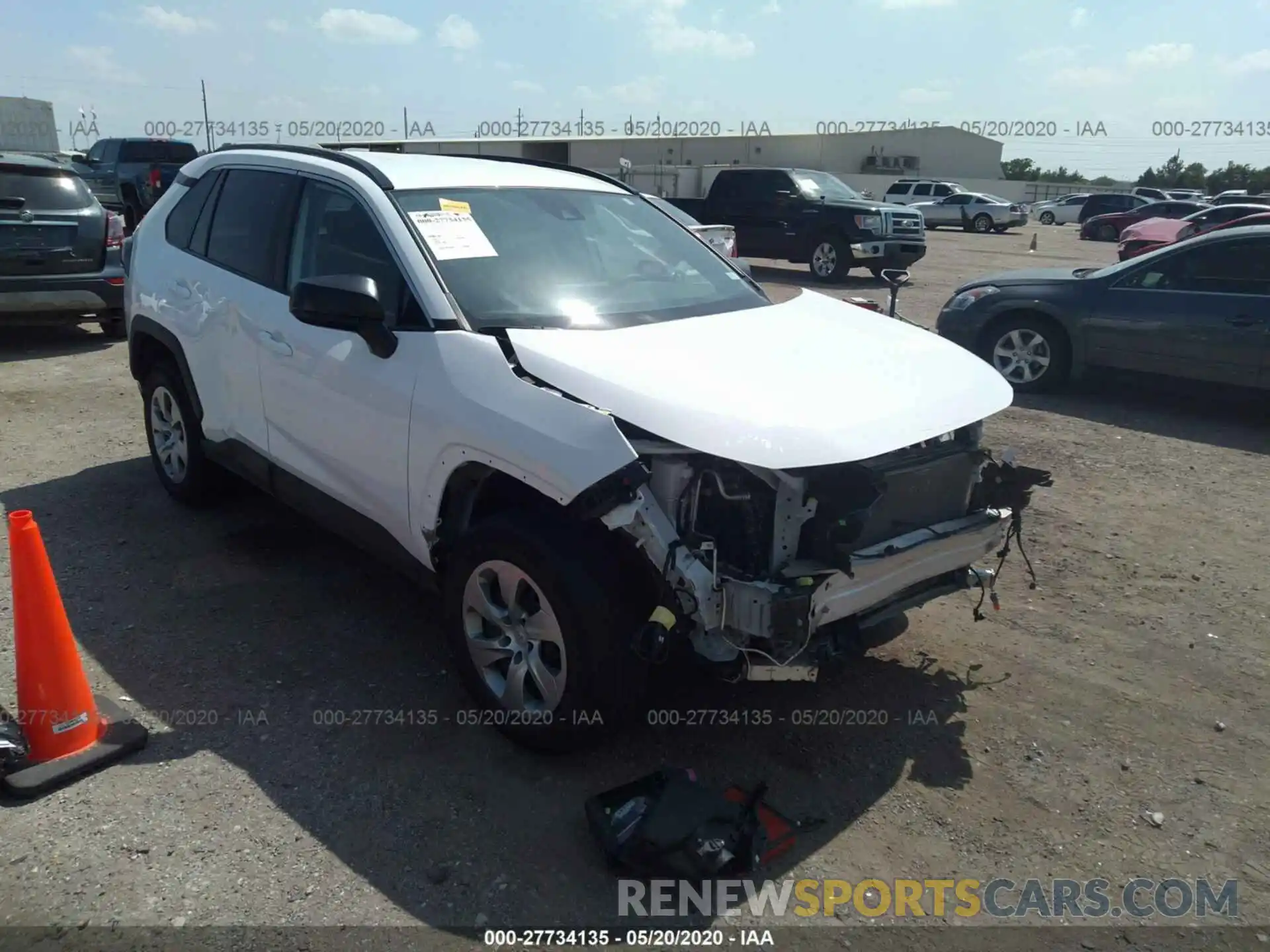 1 Photograph of a damaged car 2T3H1RFV1KW037290 TOYOTA RAV4 2019