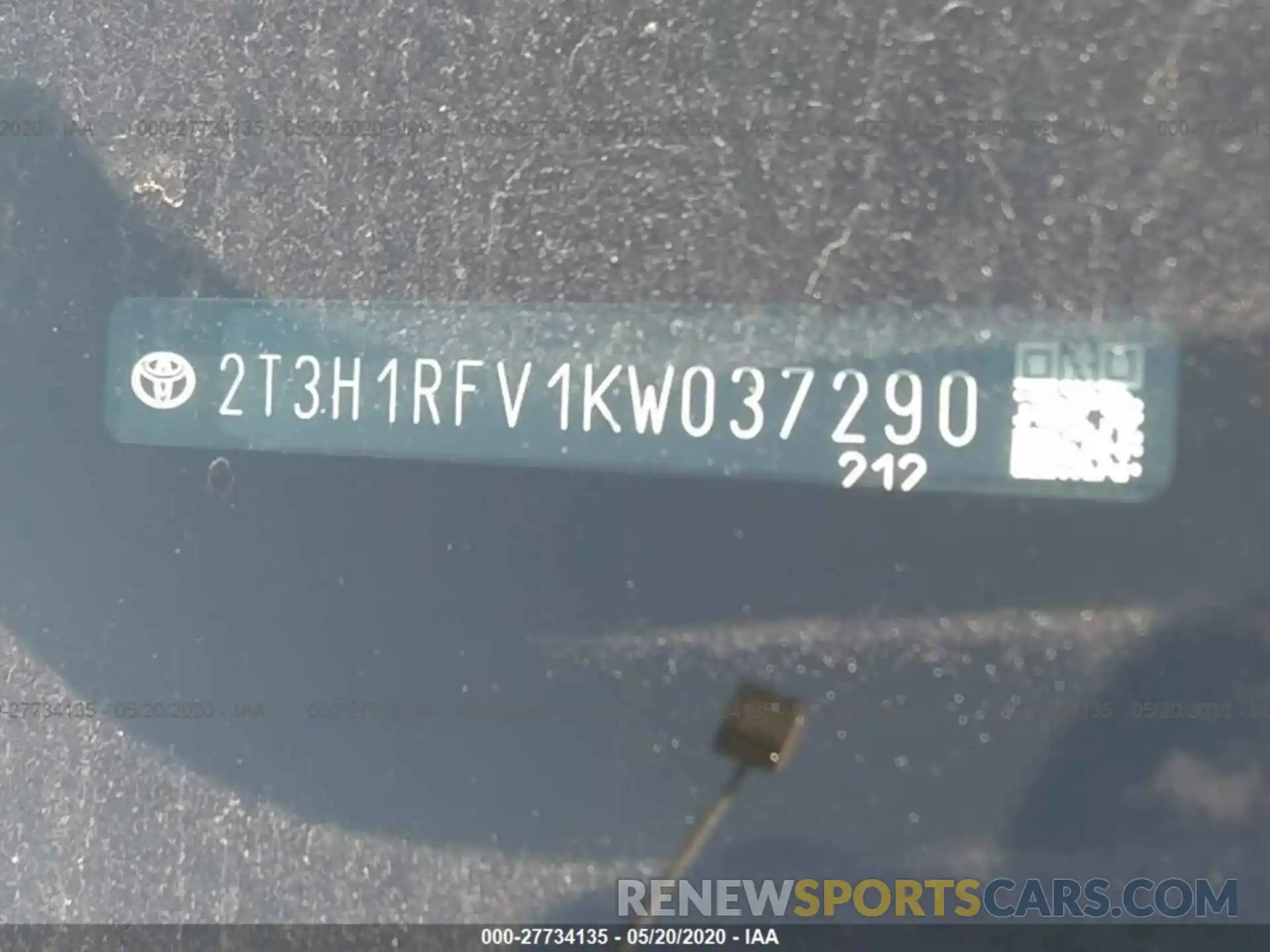 9 Photograph of a damaged car 2T3H1RFV1KW037290 TOYOTA RAV4 2019