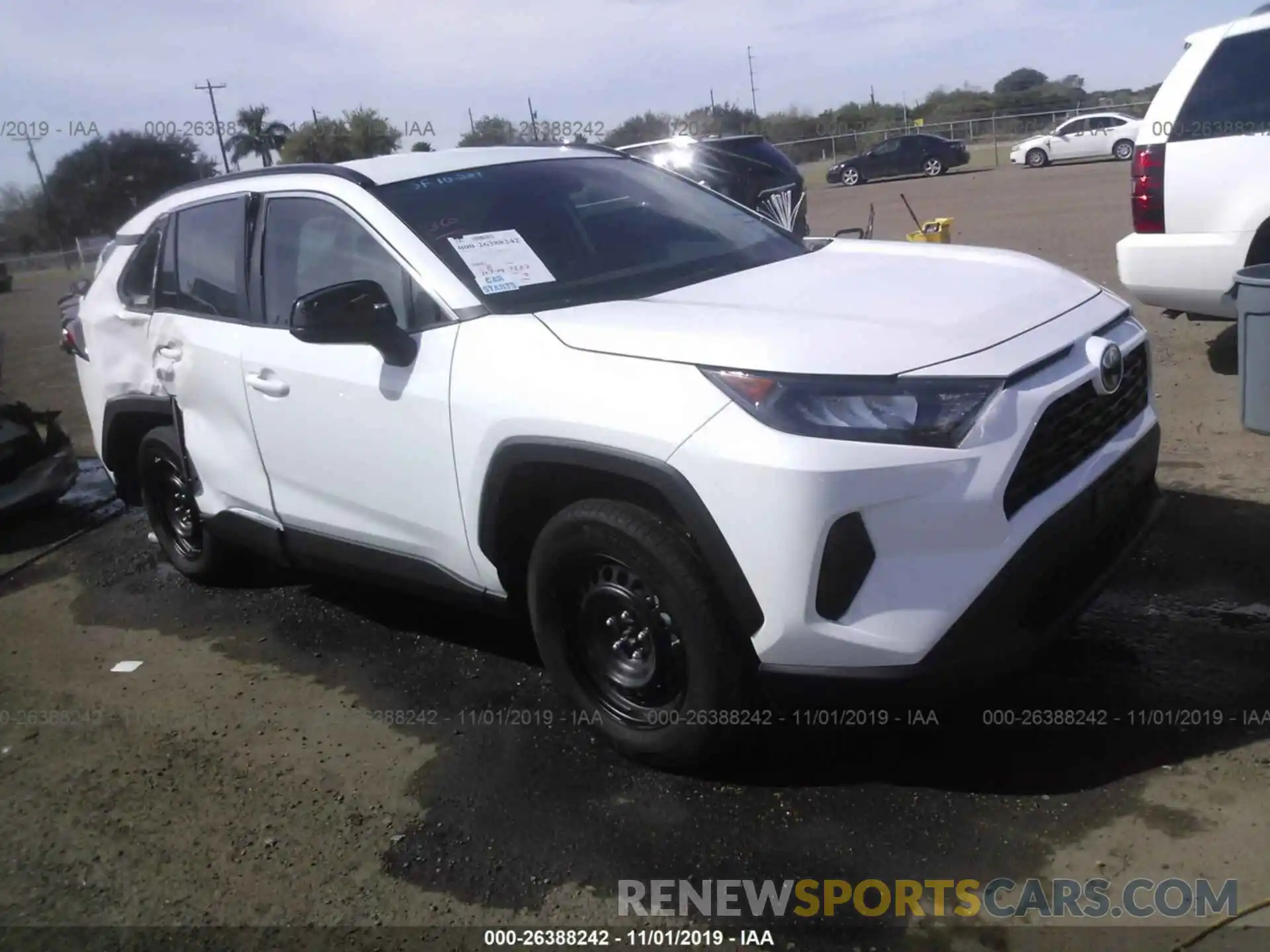 1 Photograph of a damaged car 2T3H1RFV1KW038780 TOYOTA RAV4 2019