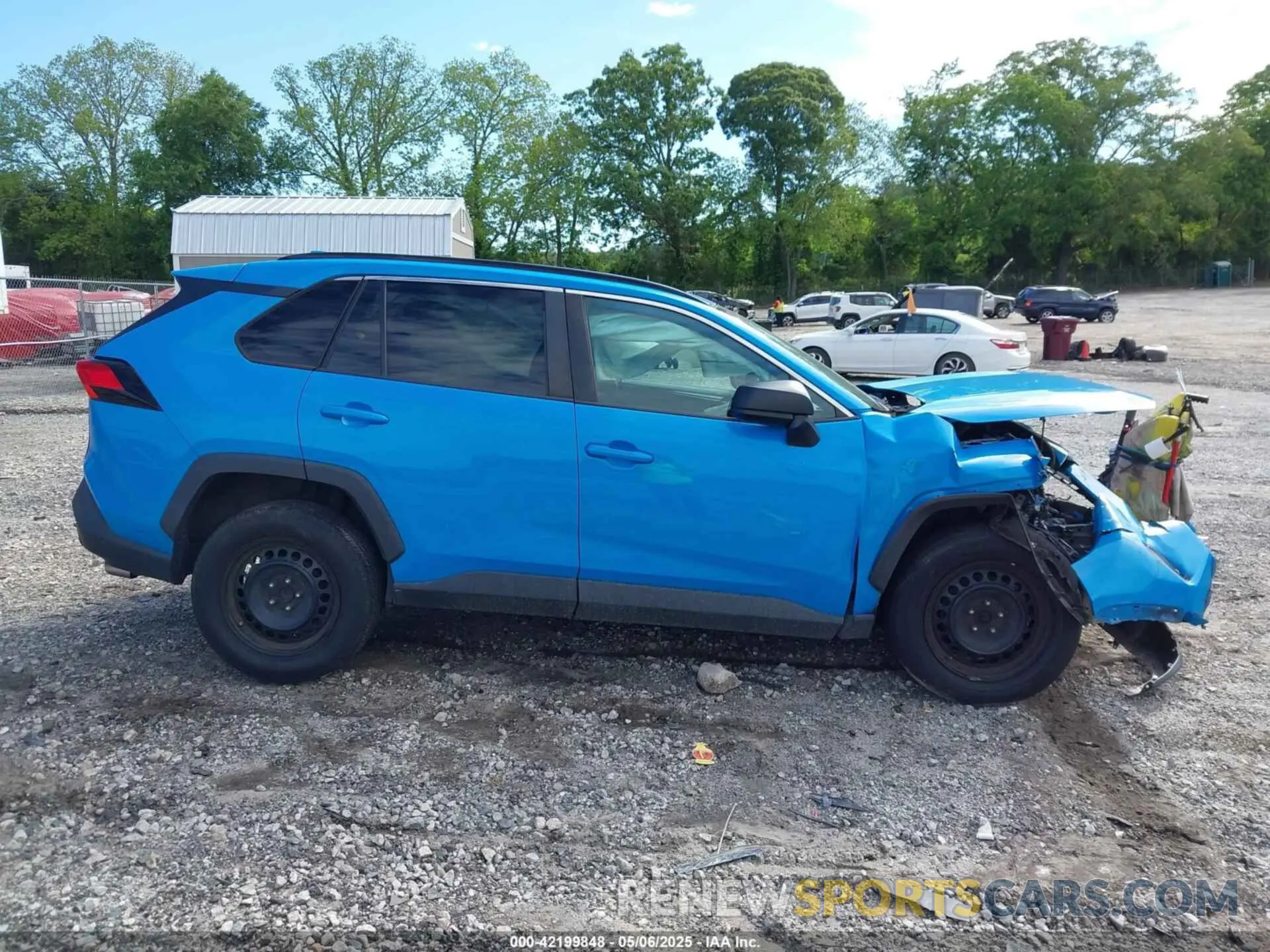 12 Photograph of a damaged car 2T3H1RFV1KW041937 TOYOTA RAV4 2019