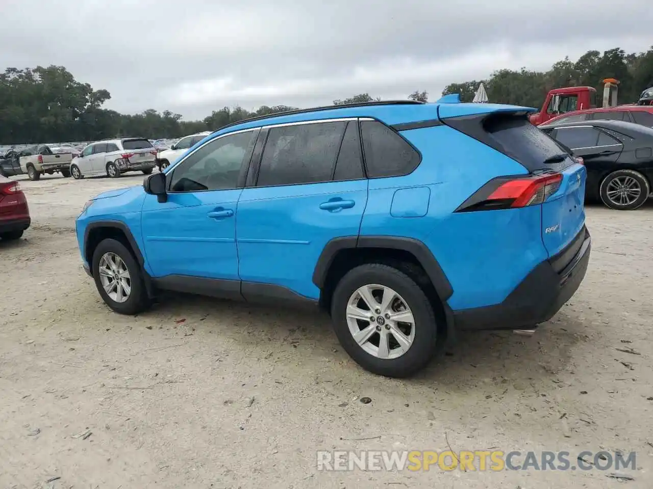 2 Photograph of a damaged car 2T3H1RFV1KW048208 TOYOTA RAV4 2019