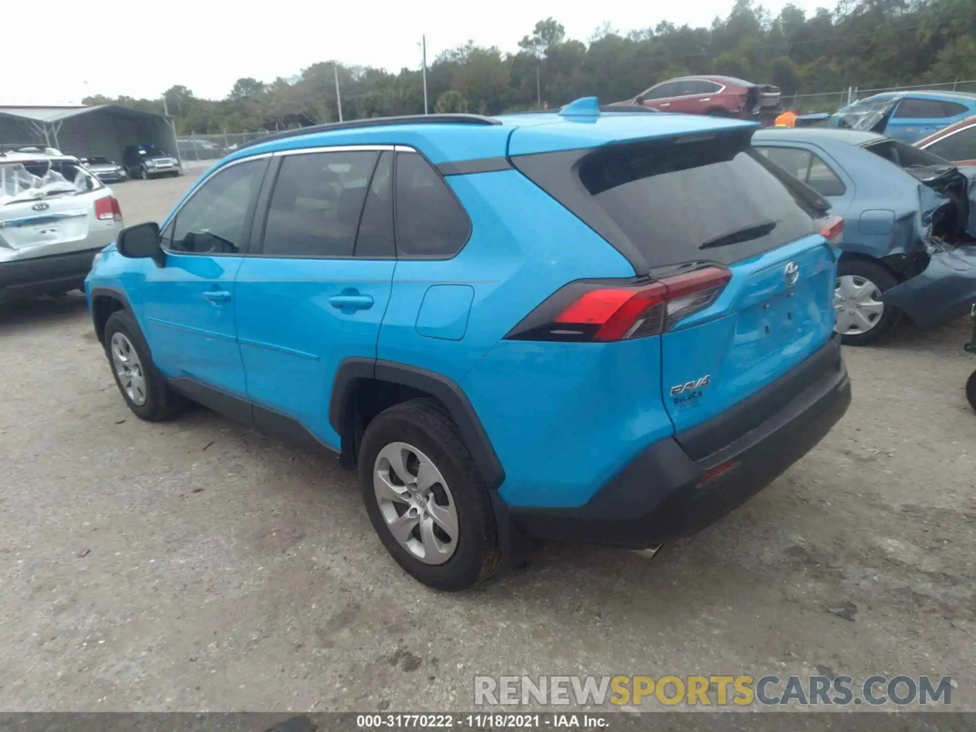 3 Photograph of a damaged car 2T3H1RFV1KW048452 TOYOTA RAV4 2019