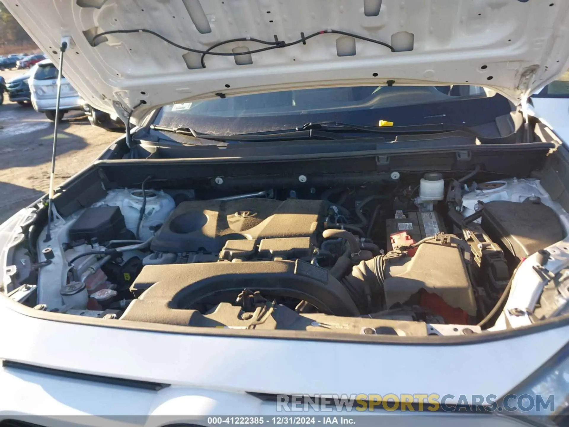 10 Photograph of a damaged car 2T3H1RFV1KW055286 TOYOTA RAV4 2019