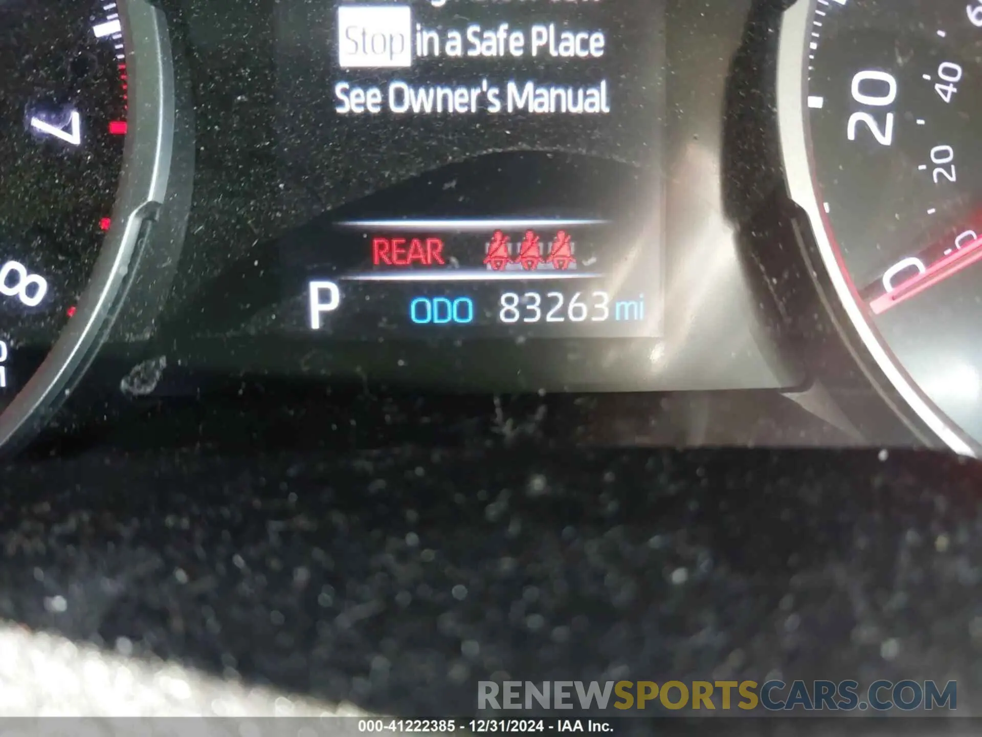15 Photograph of a damaged car 2T3H1RFV1KW055286 TOYOTA RAV4 2019