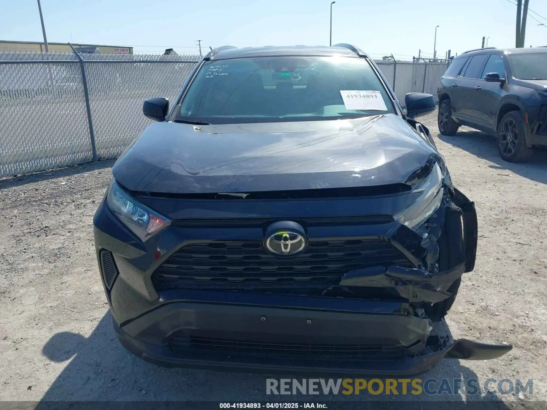 13 Photograph of a damaged car 2T3H1RFV2KC003604 TOYOTA RAV4 2019