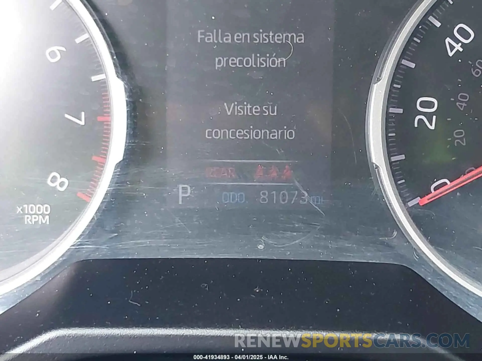 16 Photograph of a damaged car 2T3H1RFV2KC003604 TOYOTA RAV4 2019