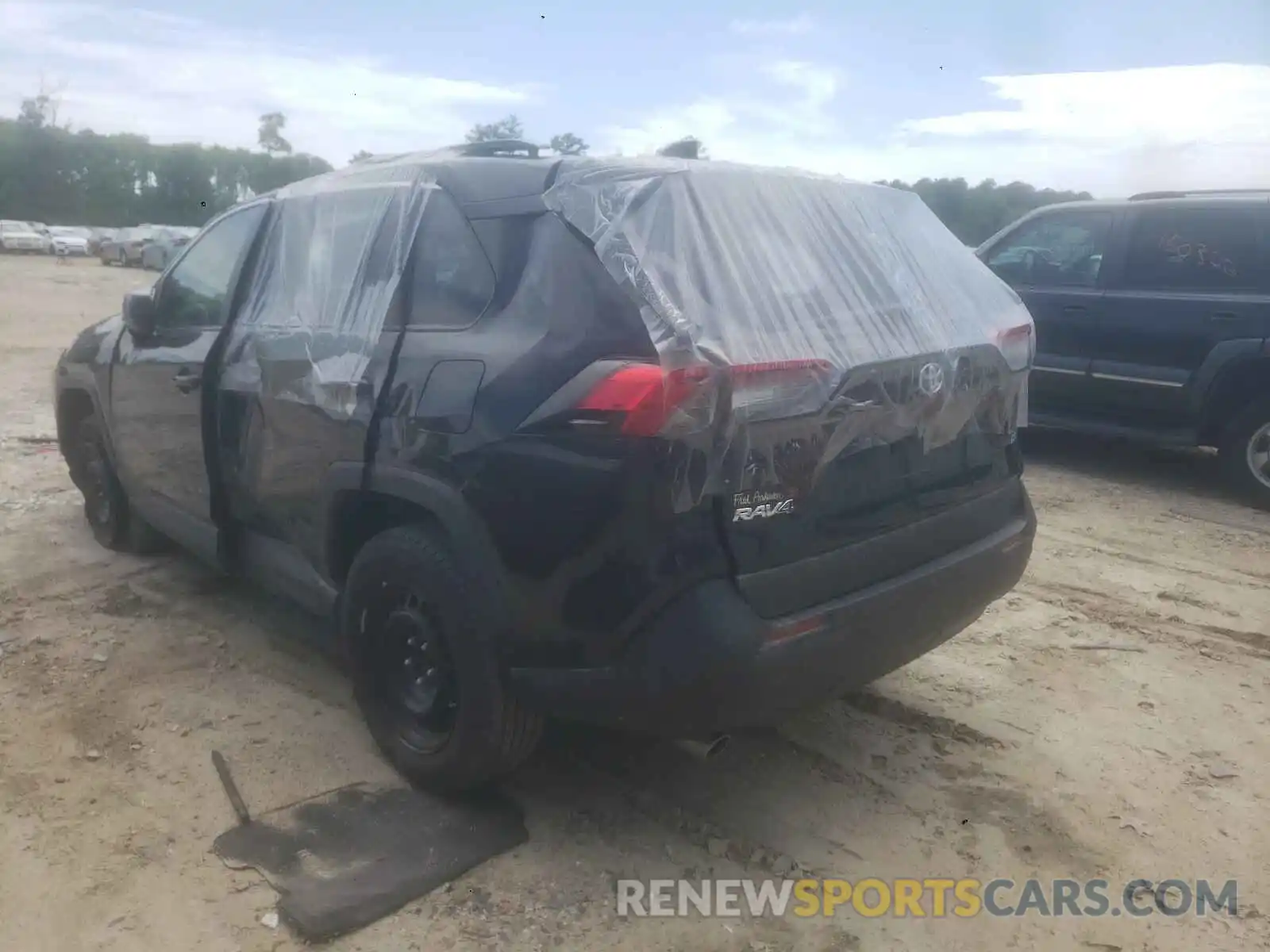 3 Photograph of a damaged car 2T3H1RFV2KC016756 TOYOTA RAV4 2019