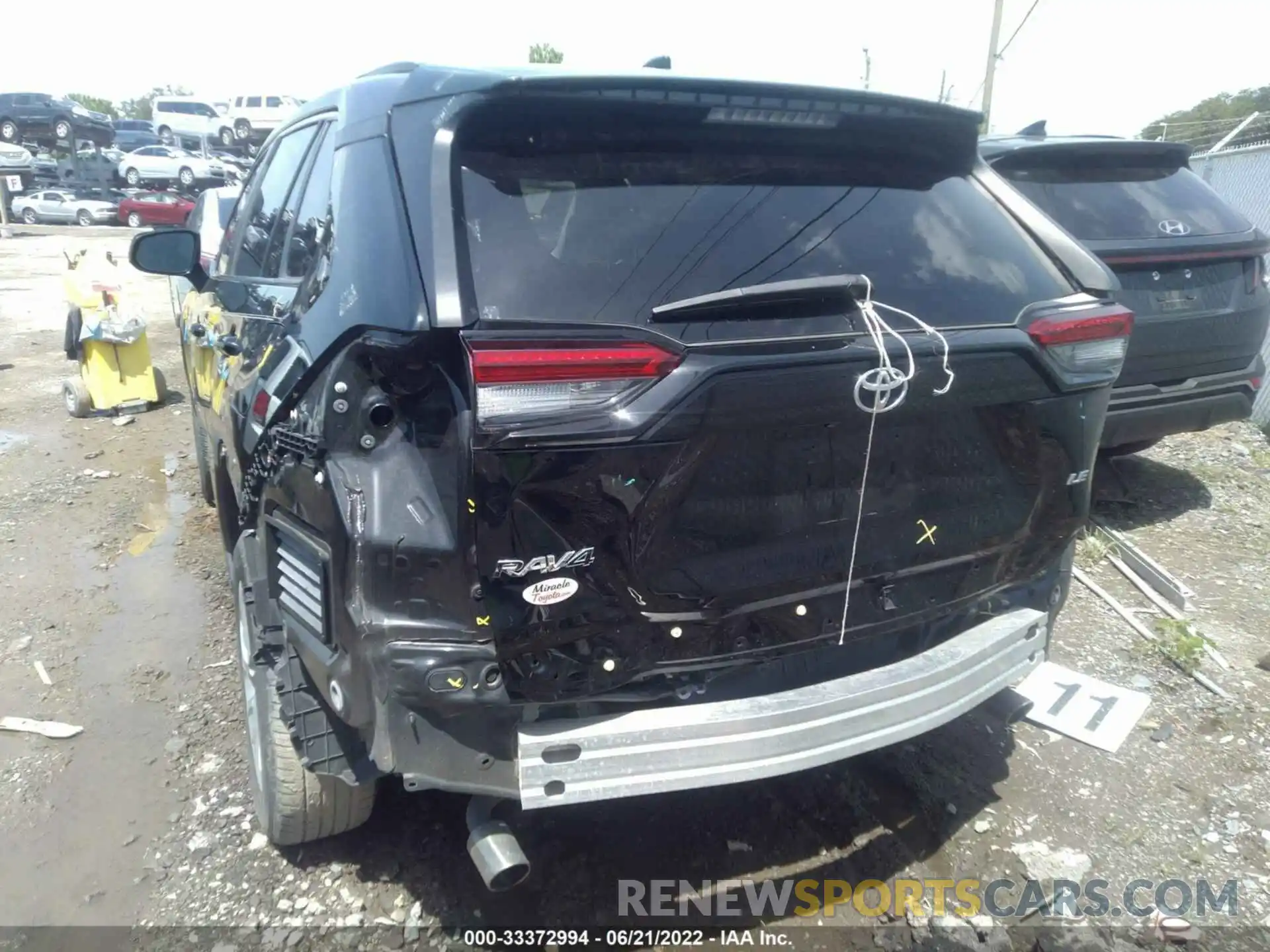 6 Photograph of a damaged car 2T3H1RFV2KC026431 TOYOTA RAV4 2019