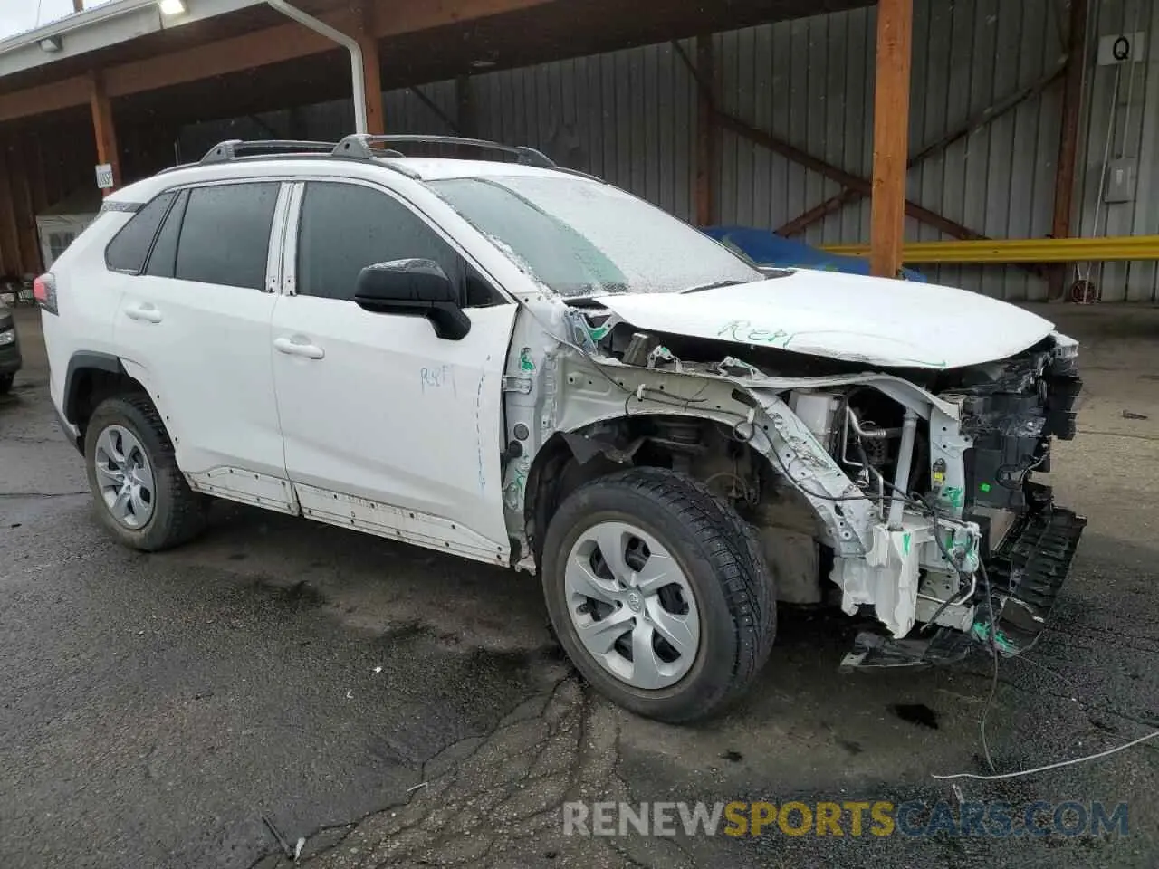 4 Photograph of a damaged car 2T3H1RFV2KC027322 TOYOTA RAV4 2019