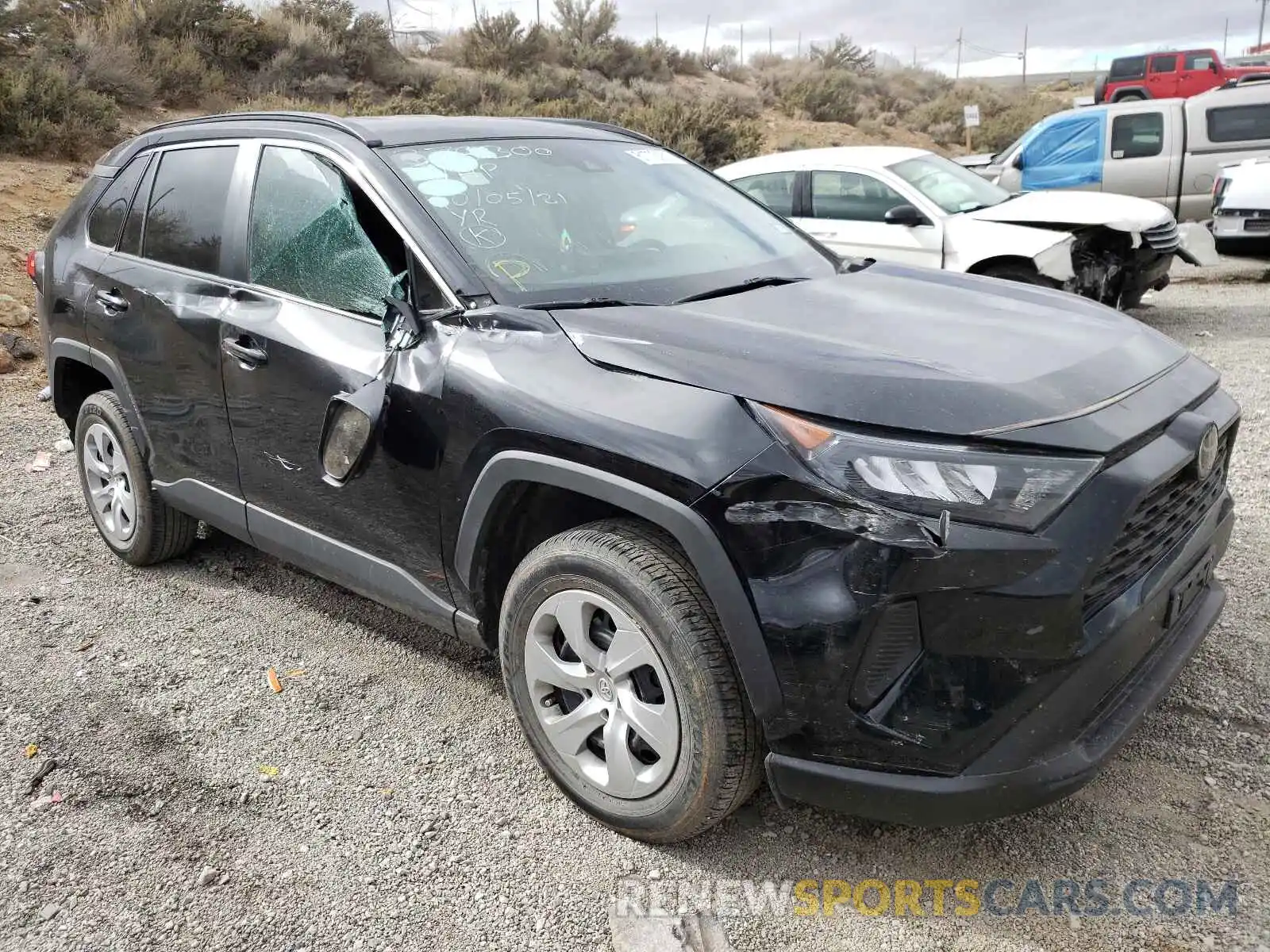 1 Photograph of a damaged car 2T3H1RFV2KW006078 TOYOTA RAV4 2019