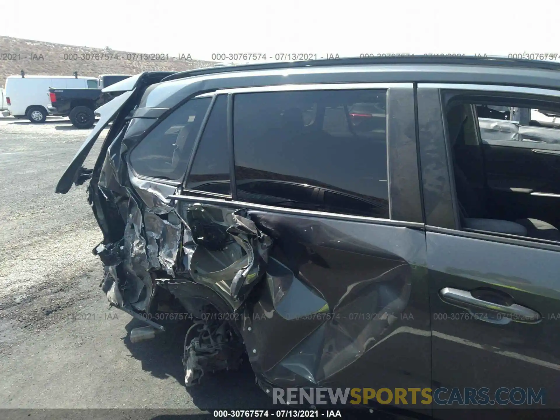 6 Photograph of a damaged car 2T3H1RFV2KW007831 TOYOTA RAV4 2019