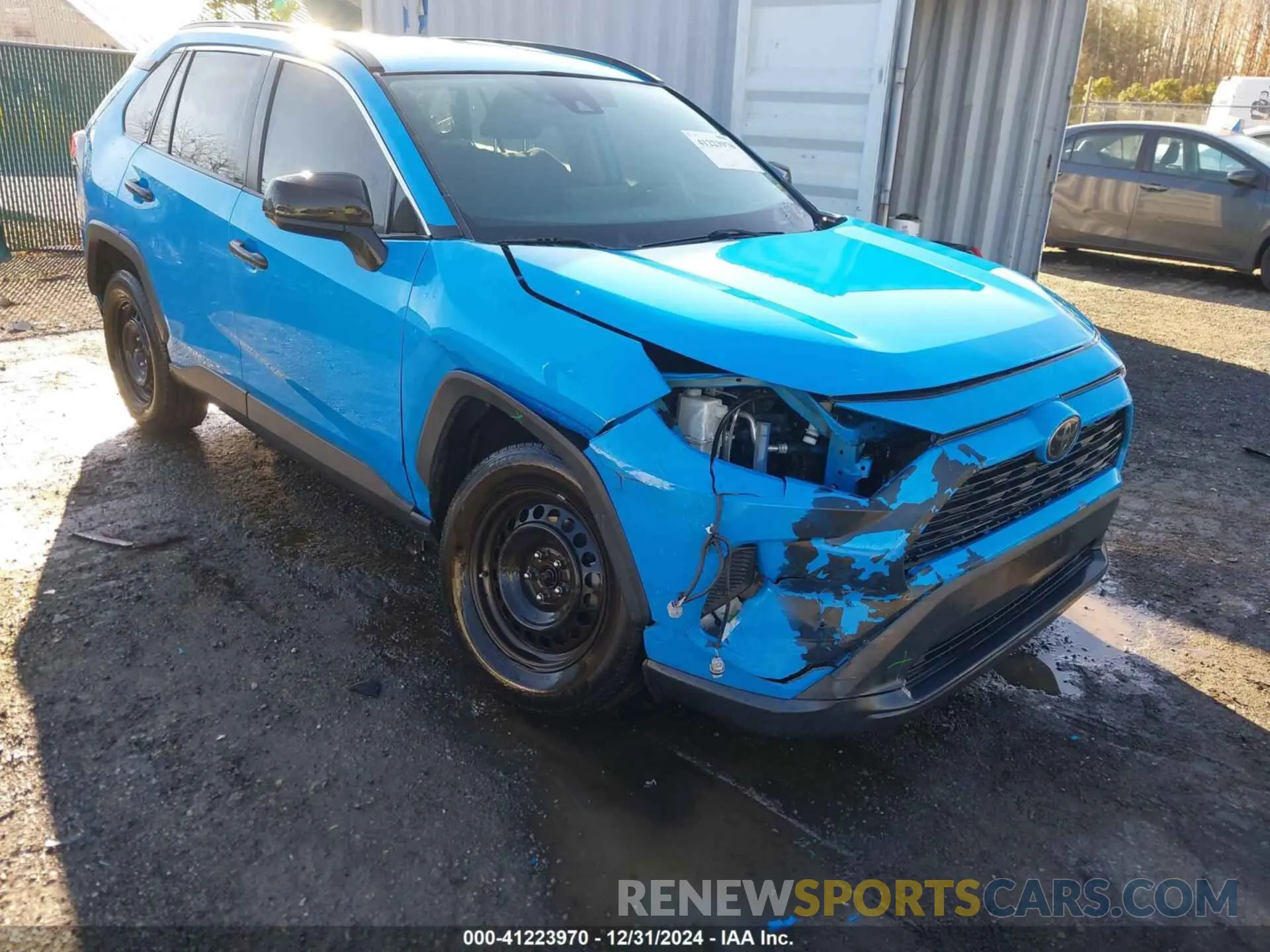 6 Photograph of a damaged car 2T3H1RFV2KW013371 TOYOTA RAV4 2019