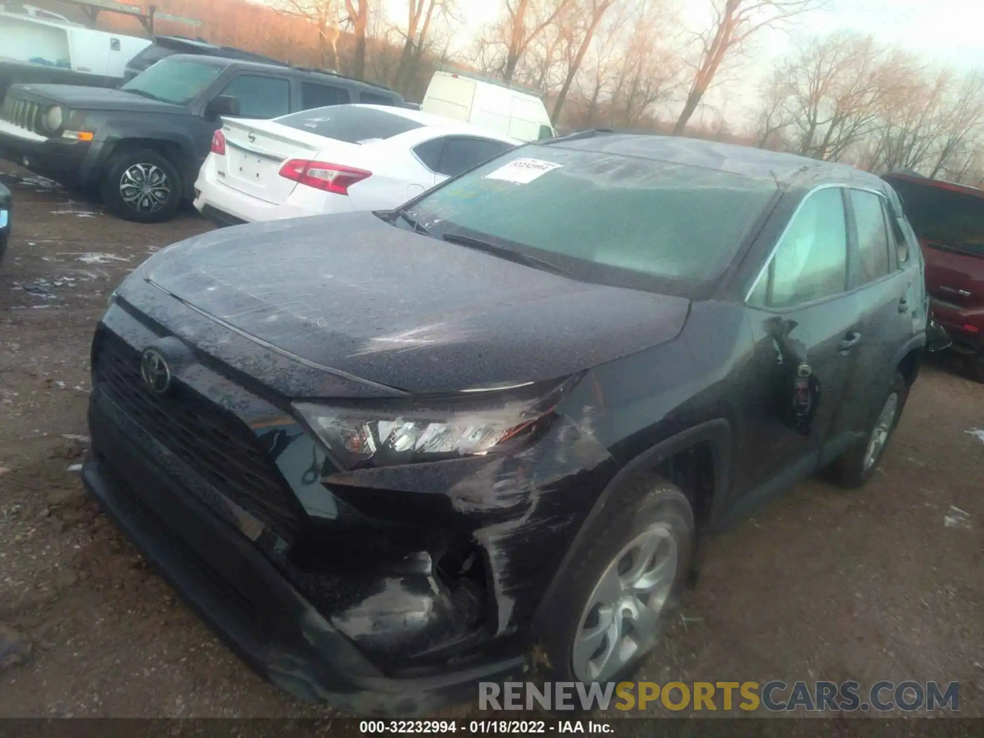 2 Photograph of a damaged car 2T3H1RFV2KW038044 TOYOTA RAV4 2019