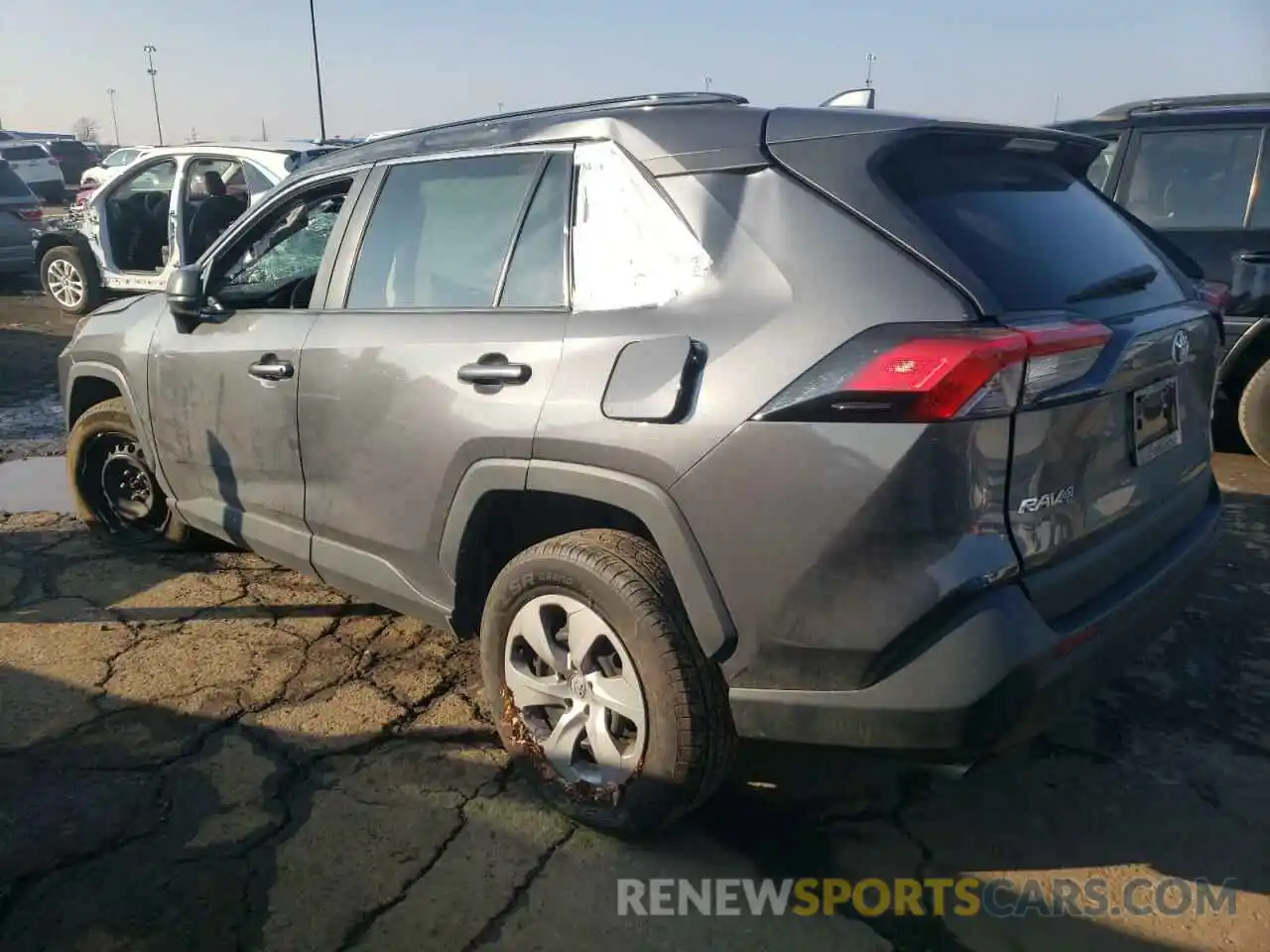 2 Photograph of a damaged car 2T3H1RFV2KW040537 TOYOTA RAV4 2019