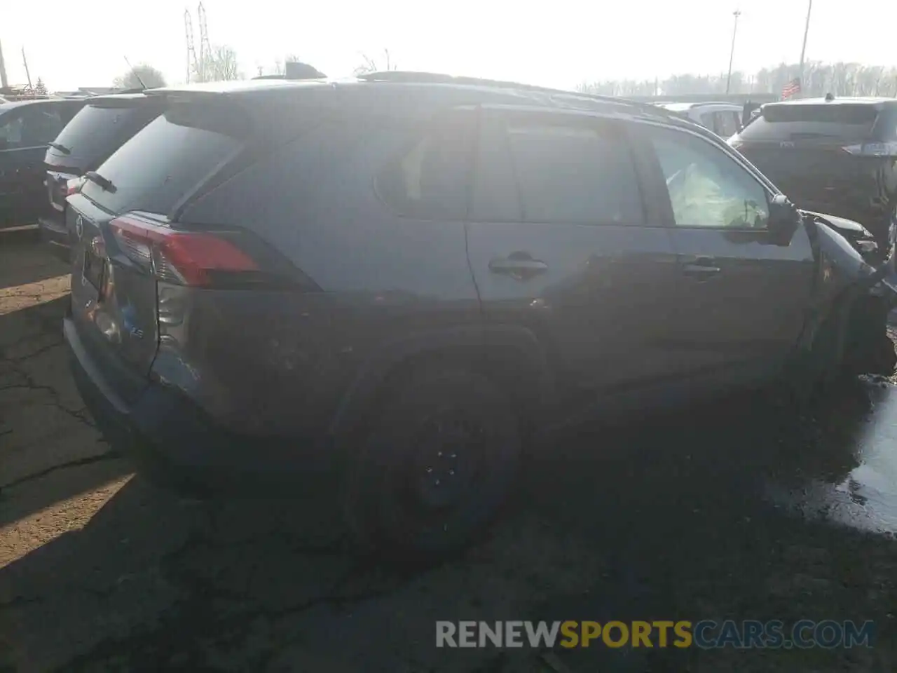 3 Photograph of a damaged car 2T3H1RFV2KW040537 TOYOTA RAV4 2019