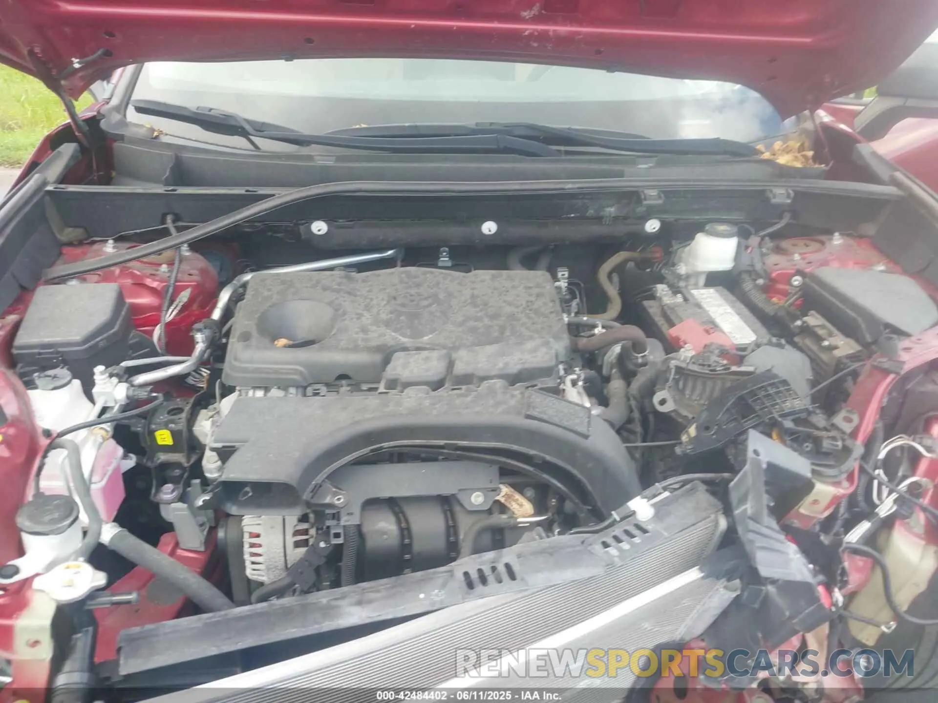 10 Photograph of a damaged car 2T3H1RFV2KW044121 TOYOTA RAV4 2019
