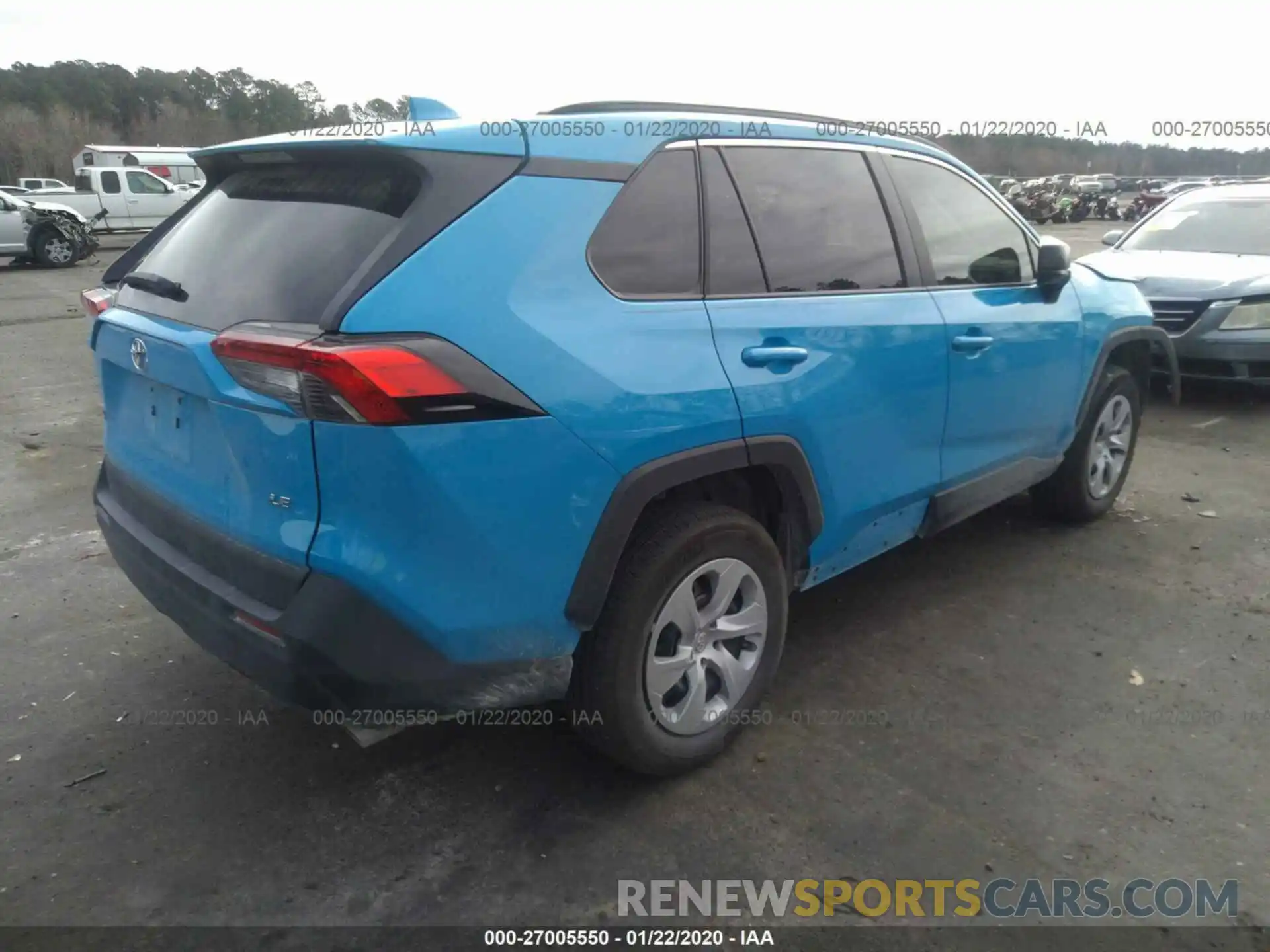 4 Photograph of a damaged car 2T3H1RFV2KW044975 TOYOTA RAV4 2019