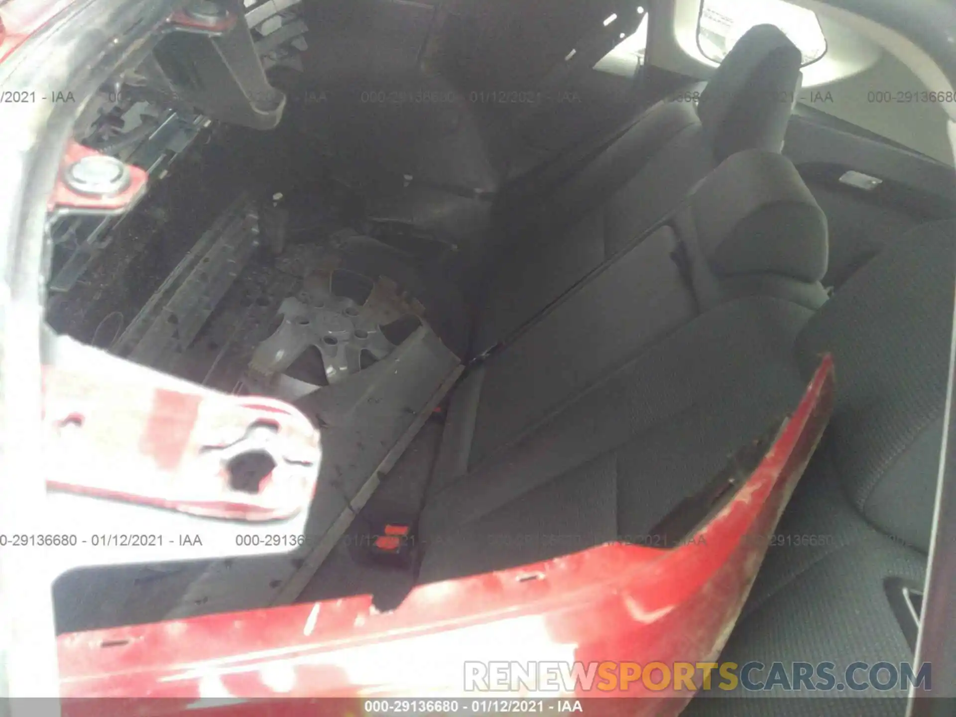 8 Photograph of a damaged car 2T3H1RFV2KW048301 TOYOTA RAV4 2019