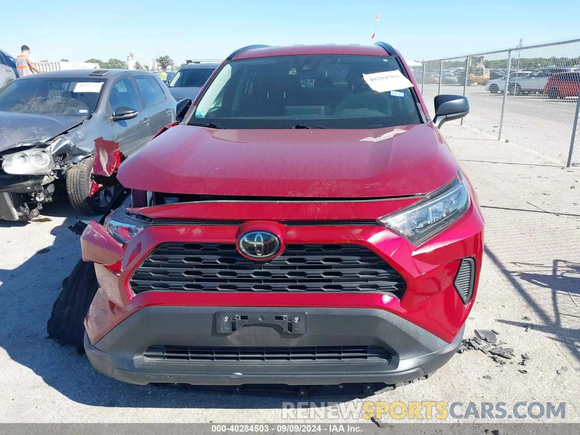 12 Photograph of a damaged car 2T3H1RFV2KW048847 TOYOTA RAV4 2019