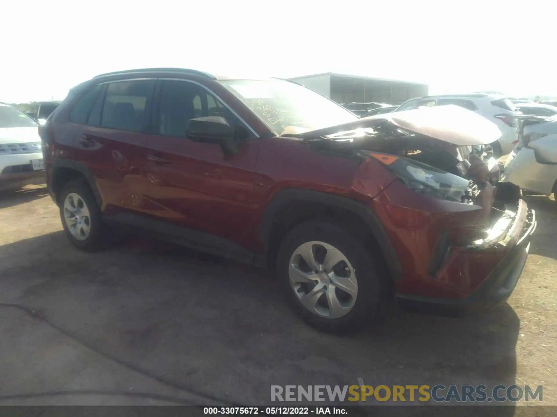 1 Photograph of a damaged car 2T3H1RFV2KW049156 TOYOTA RAV4 2019