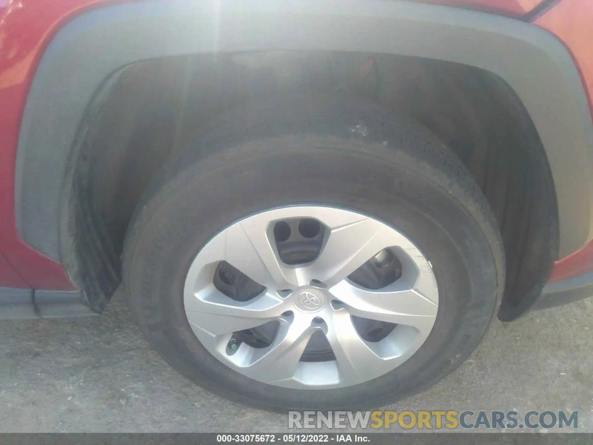 14 Photograph of a damaged car 2T3H1RFV2KW049156 TOYOTA RAV4 2019