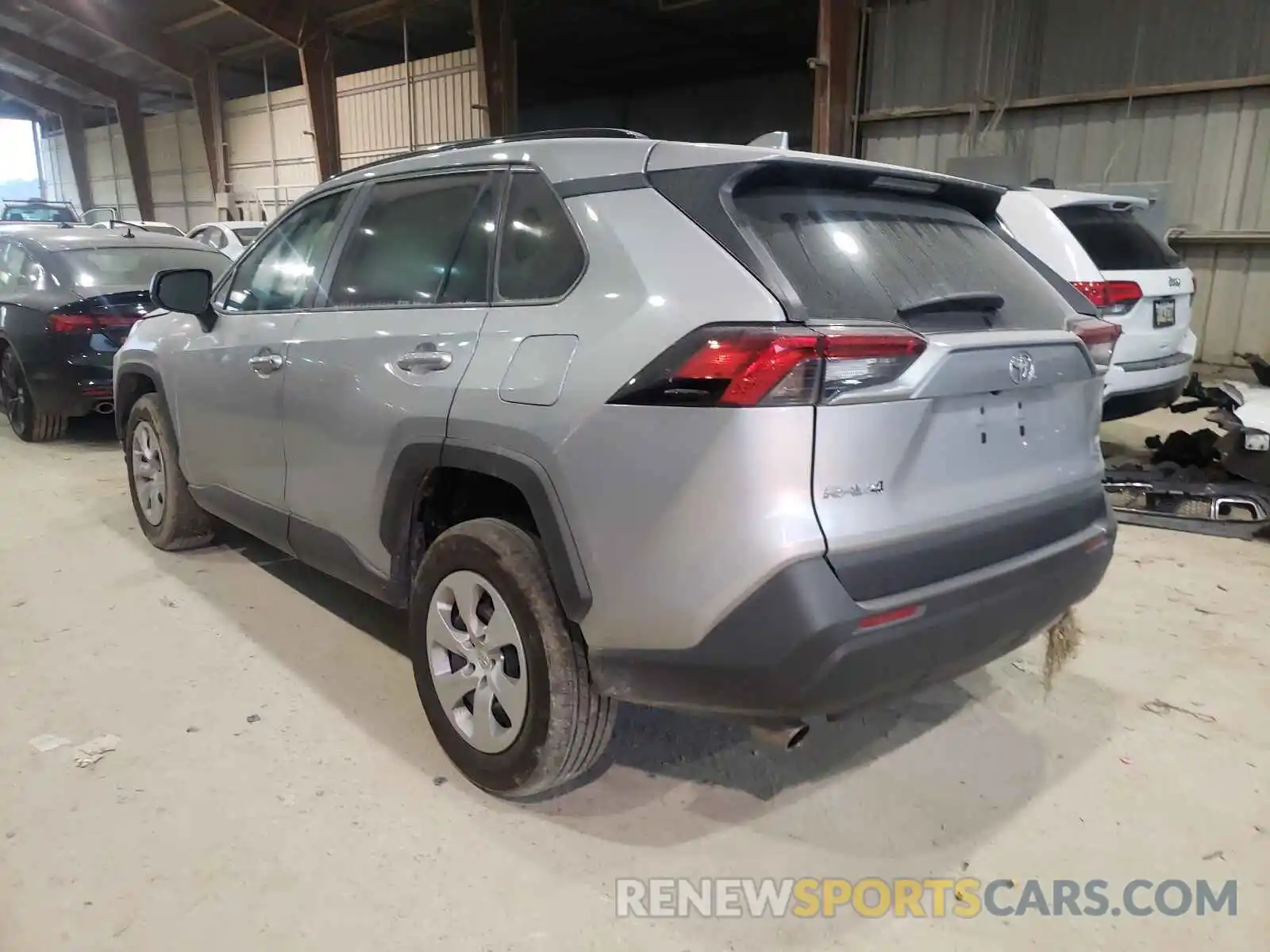 3 Photograph of a damaged car 2T3H1RFV2KW055510 TOYOTA RAV4 2019