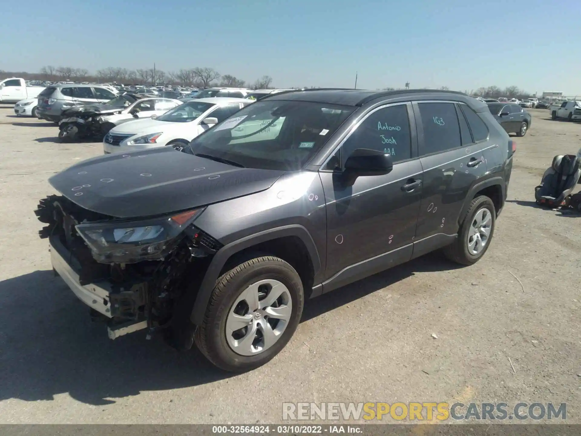 2 Photograph of a damaged car 2T3H1RFV3KC003224 TOYOTA RAV4 2019