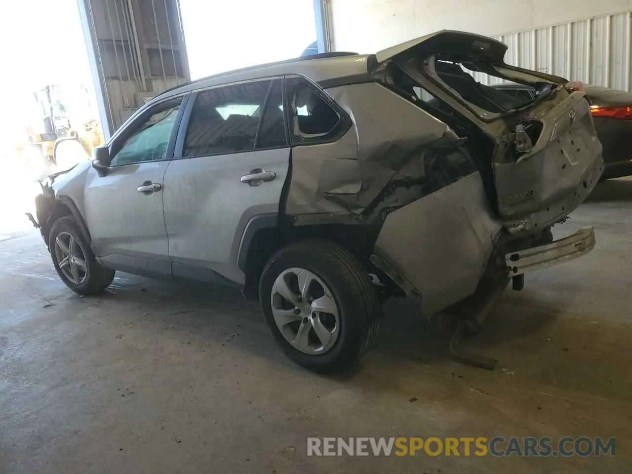 2 Photograph of a damaged car 2T3H1RFV3KC006561 TOYOTA RAV4 2019