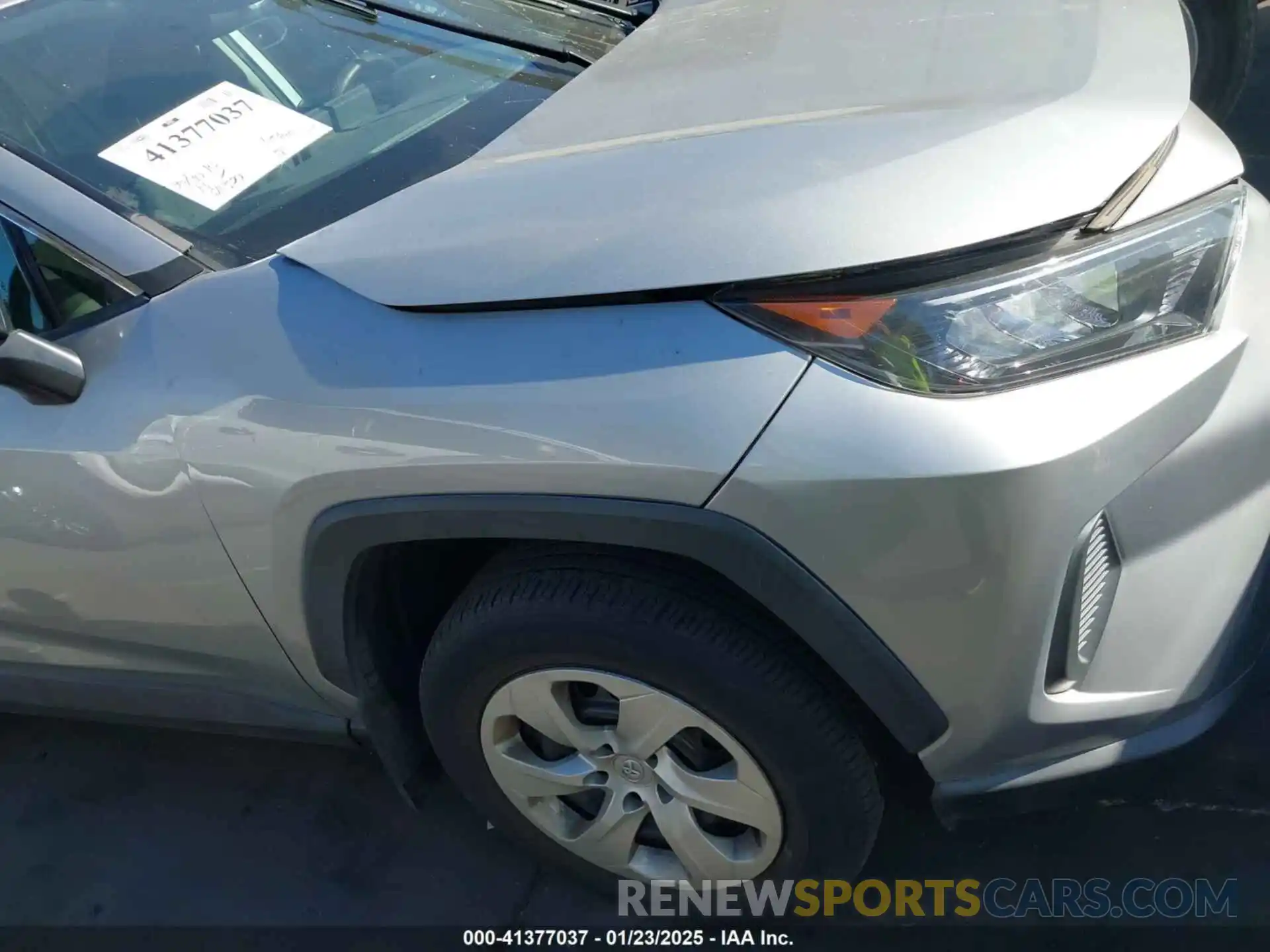 14 Photograph of a damaged car 2T3H1RFV3KC008553 TOYOTA RAV4 2019