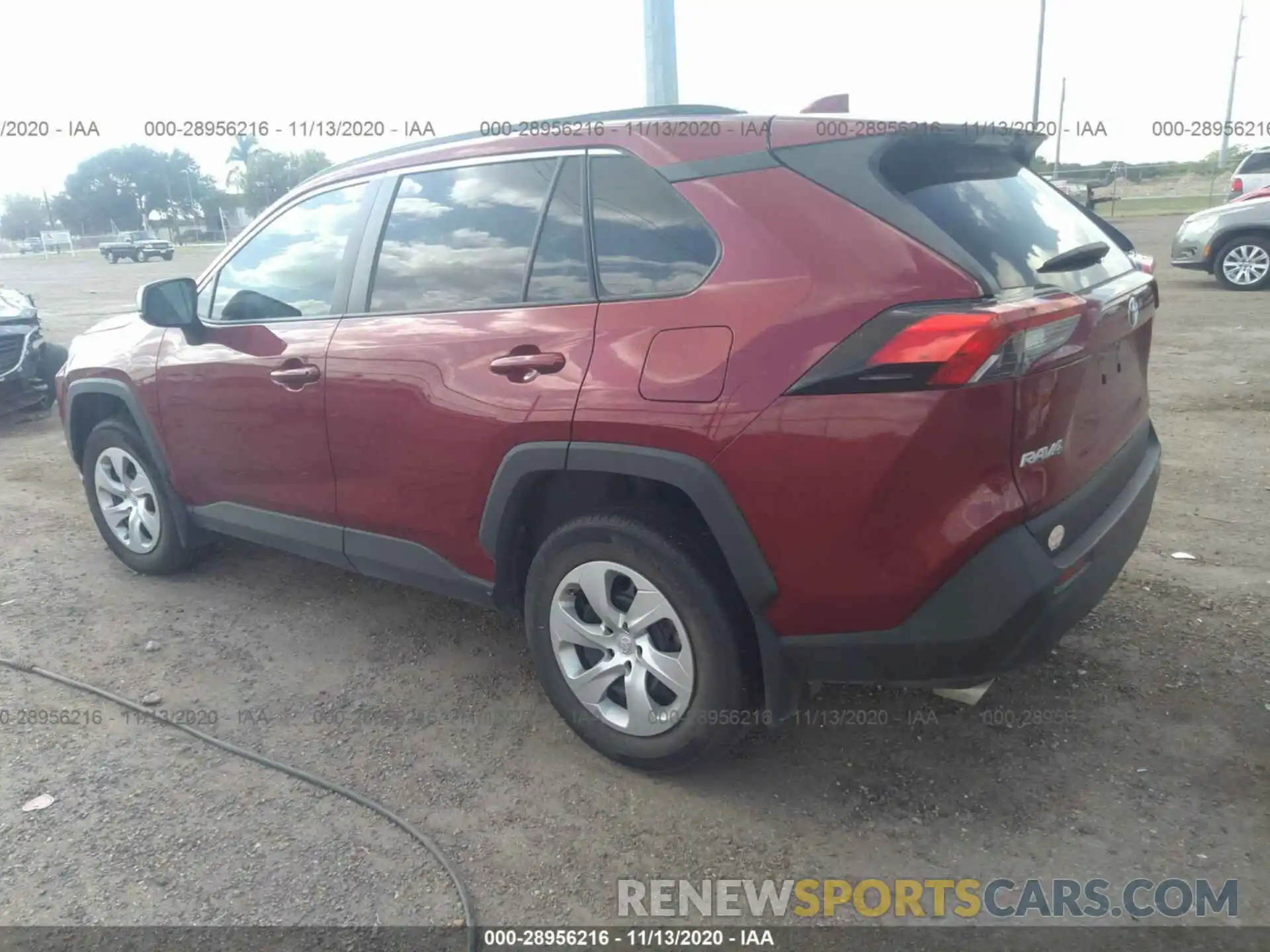 3 Photograph of a damaged car 2T3H1RFV3KC020539 TOYOTA RAV4 2019