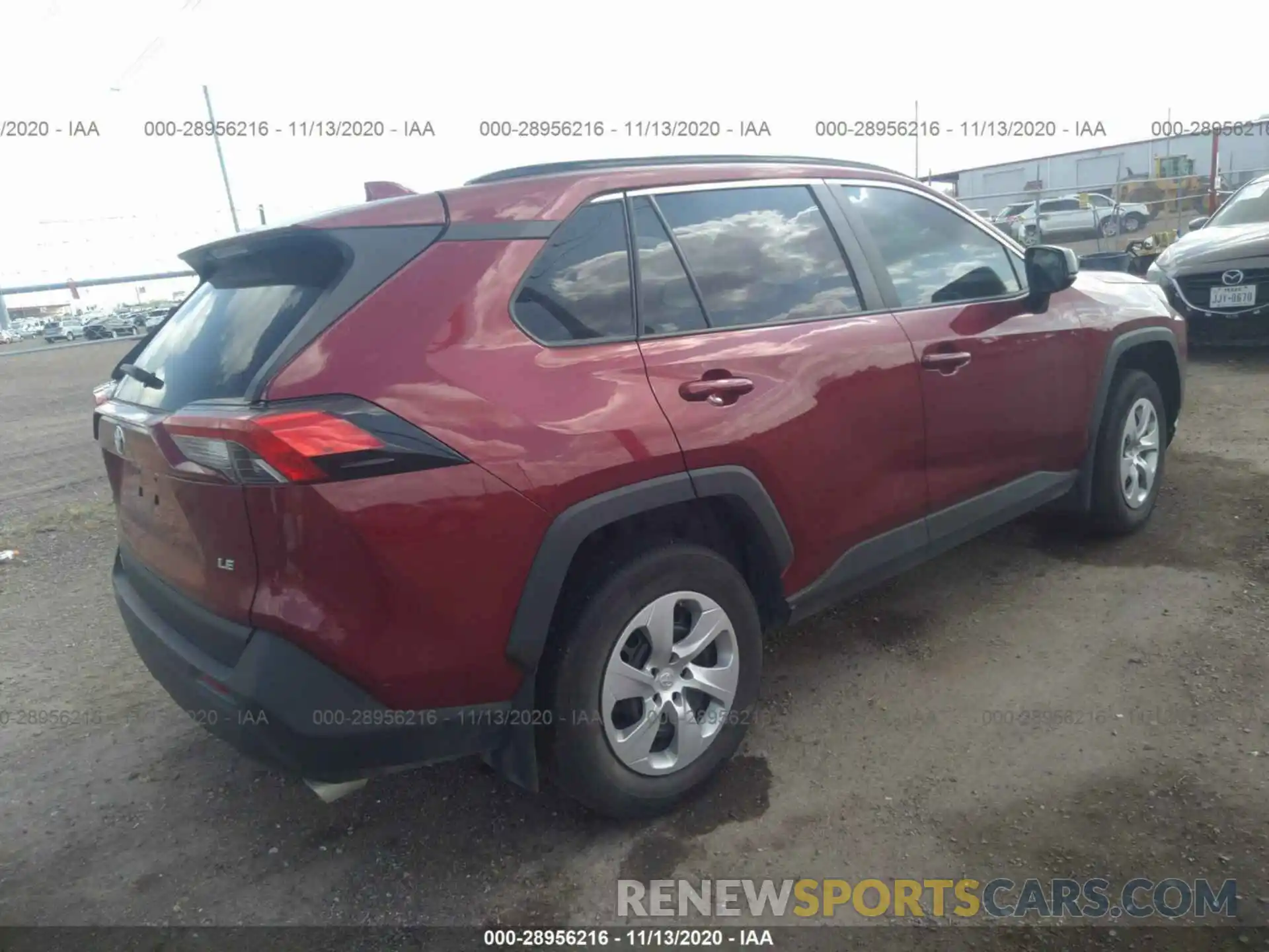 4 Photograph of a damaged car 2T3H1RFV3KC020539 TOYOTA RAV4 2019