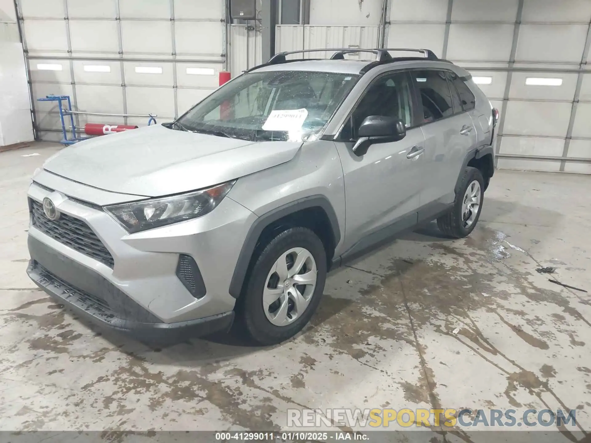 2 Photograph of a damaged car 2T3H1RFV3KC024140 TOYOTA RAV4 2019